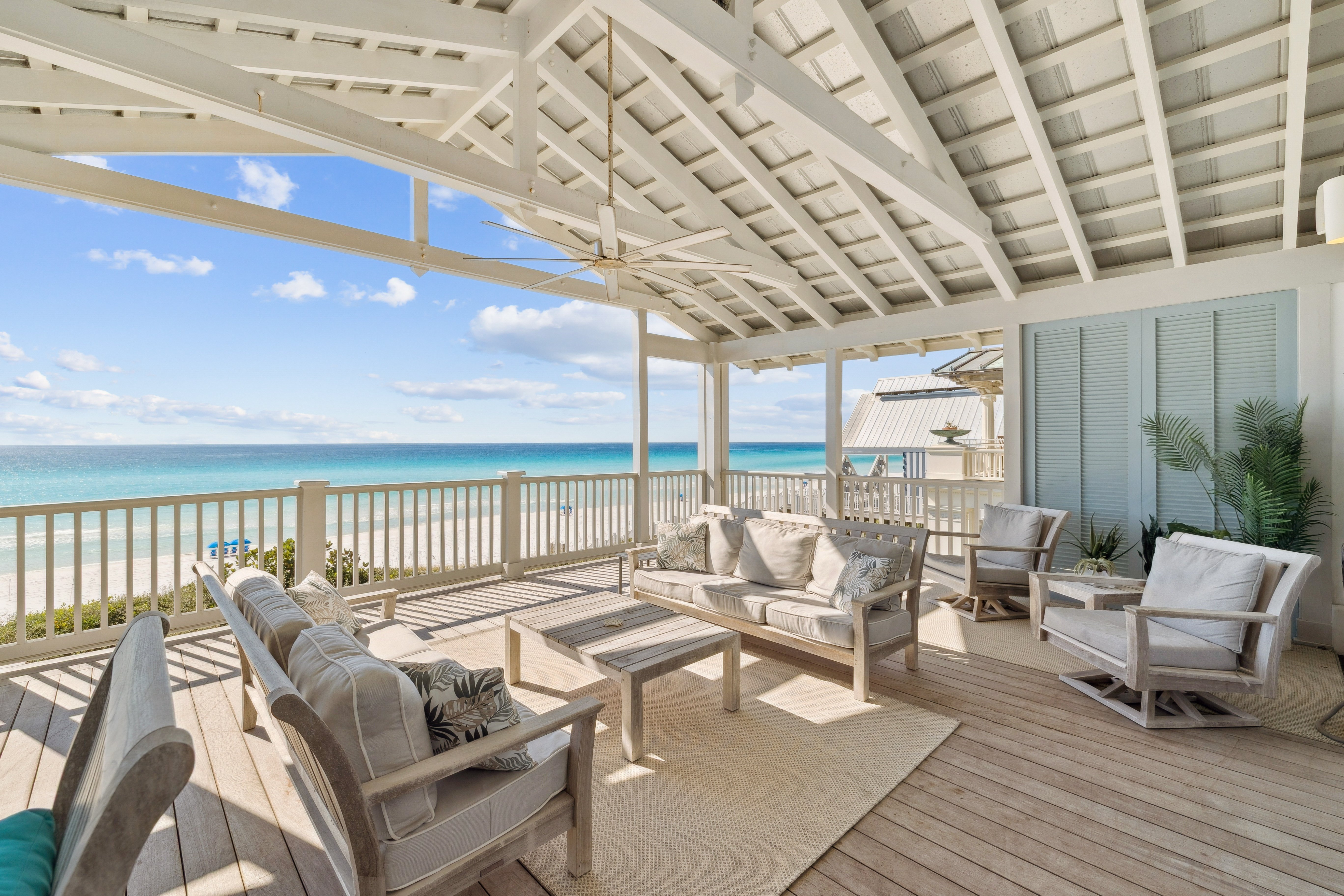  An Iconic Seaside Beach Retreat with Panoramic Gulf Views - 物件實景