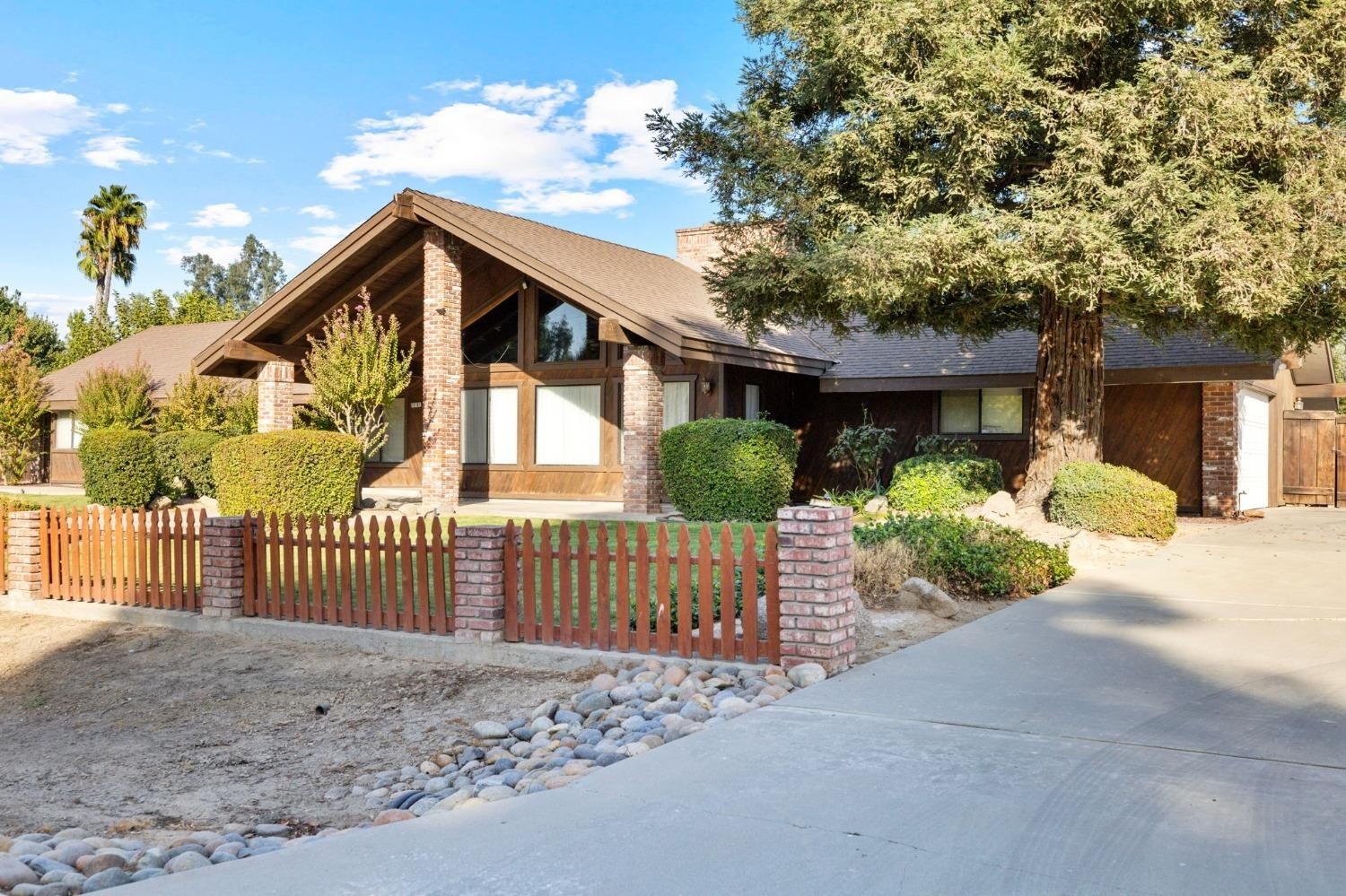 Madera, California, 93638, United States, 4 Bedrooms Bedrooms, ,3 BathroomsBathrooms,Residential,For Sale,1974014