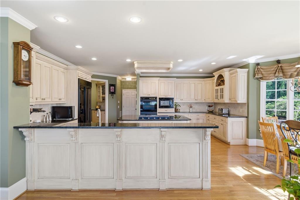 Cumming, Georgia, 30041, United States, 5 Bedrooms Bedrooms, ,6 BathroomsBathrooms,Residential,For Sale,2029998