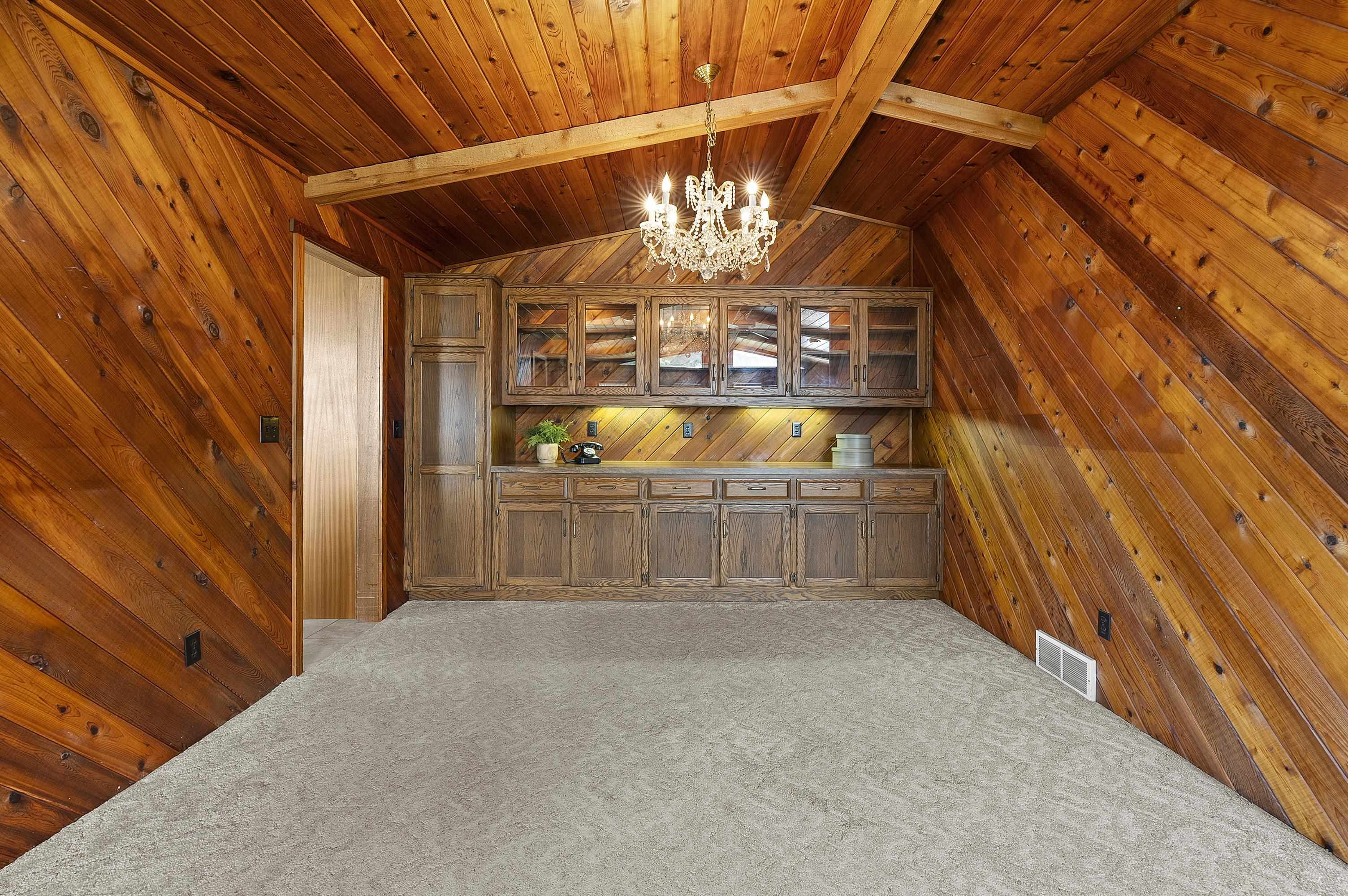 LUXEMBURG, Wisconsin, 54217, United States, 2 Bedrooms Bedrooms, ,2 BathroomsBathrooms,Residential,For Sale,1948944