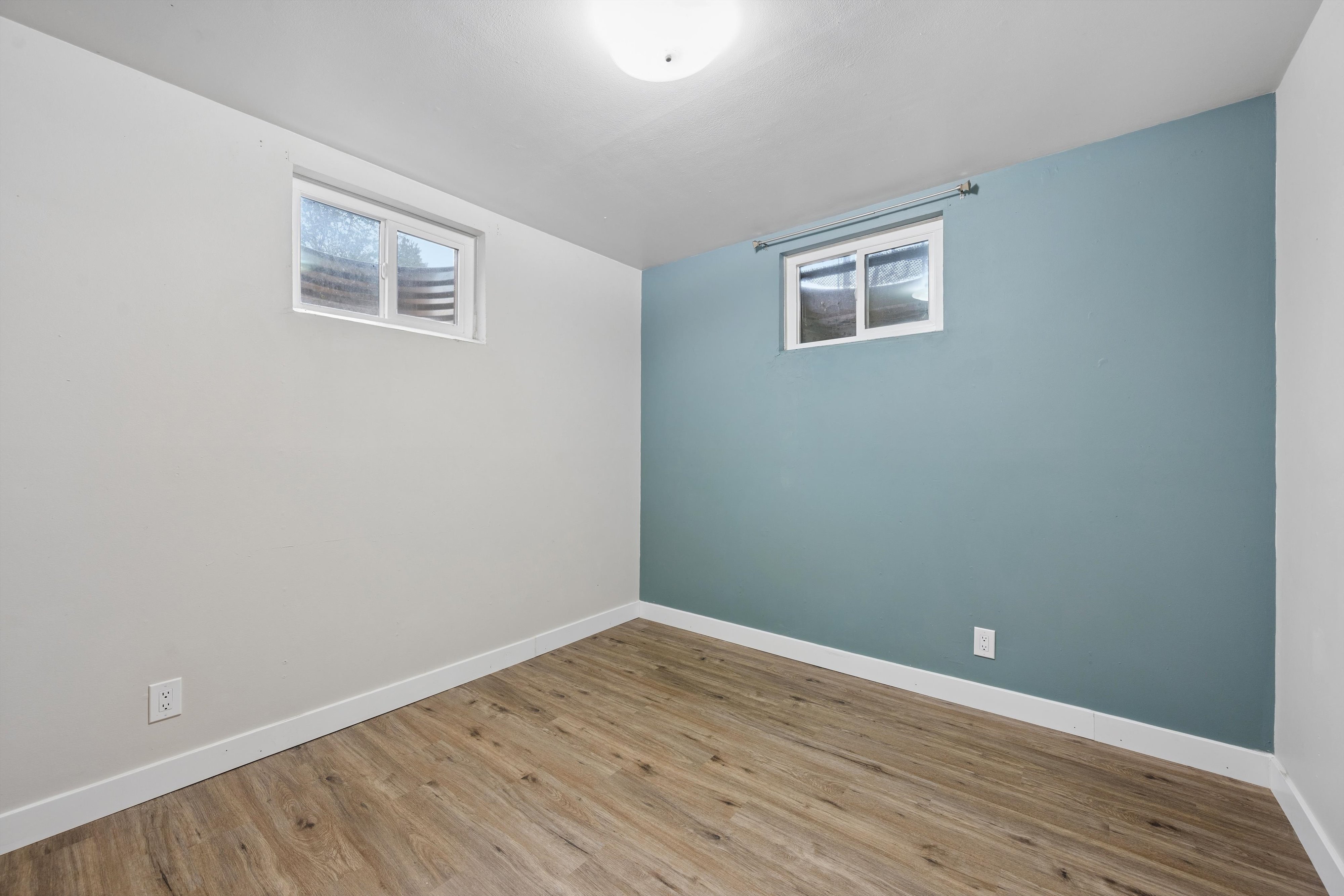  Updated & Spacious Ranch Home with Finished Basement - 物件實景