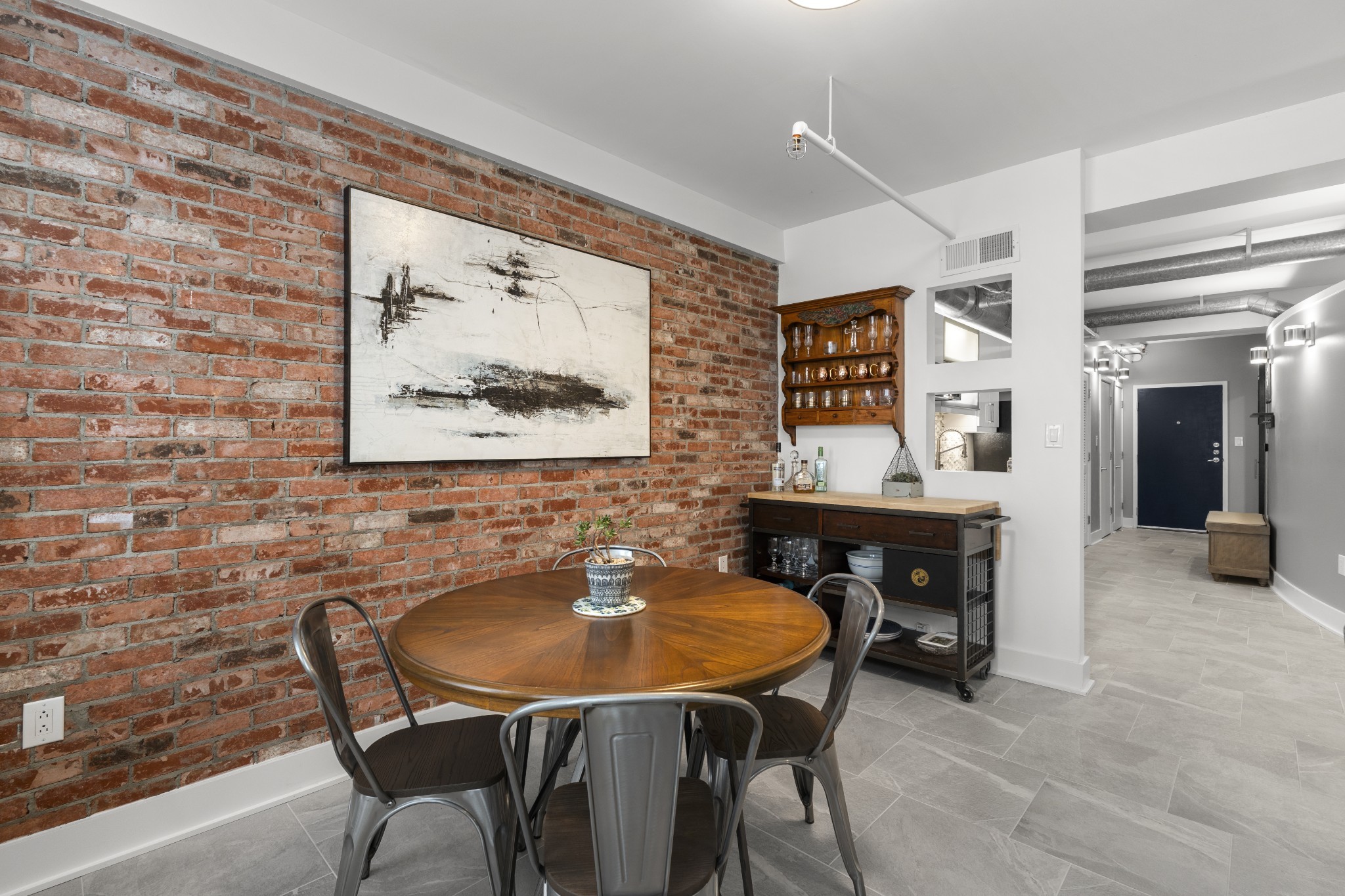  700 Church St Unit #305, Nashville, TN, 37203 - 物件實景