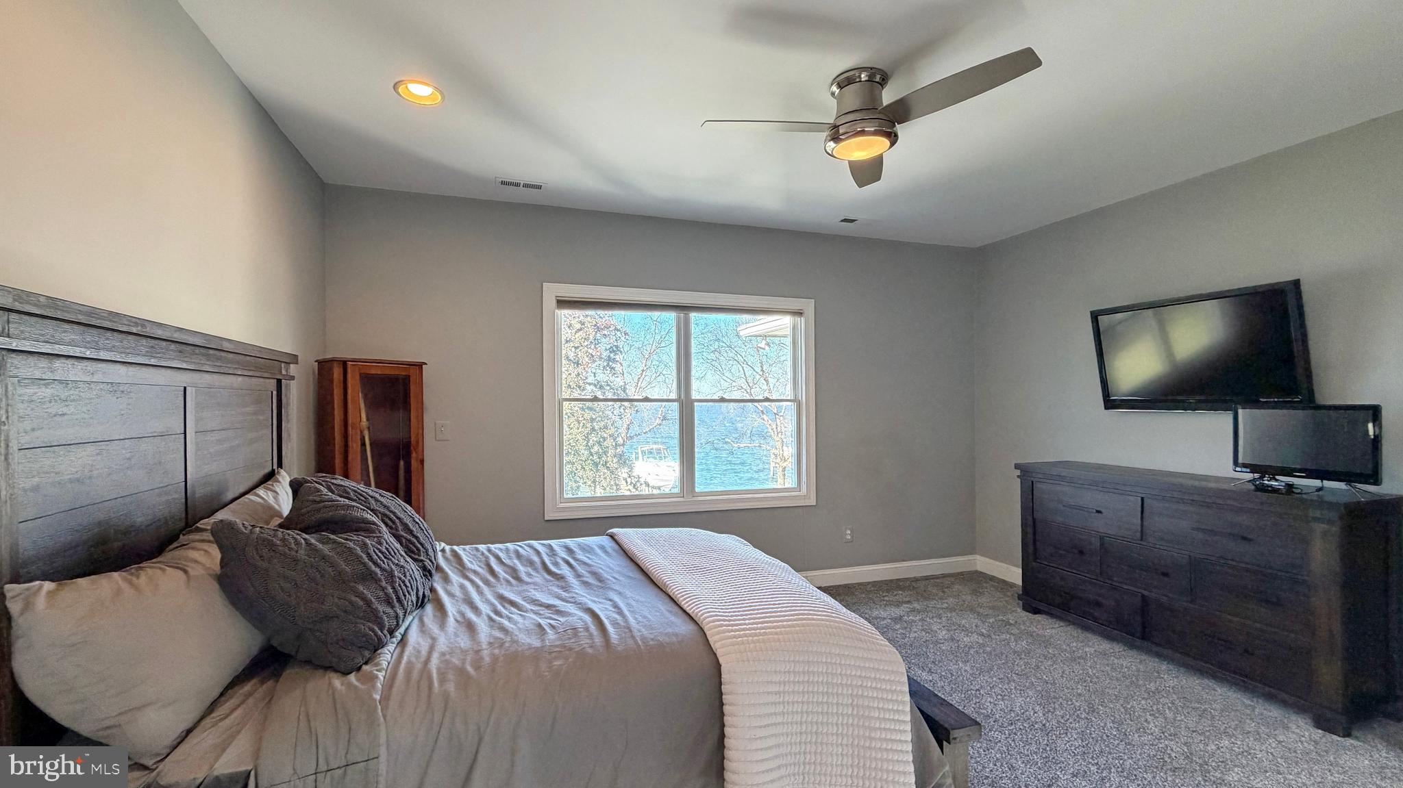 Issue, Maryland, 20645, United States, 4 Bedrooms Bedrooms, ,5 BathroomsBathrooms,Residential,For Sale,2000316