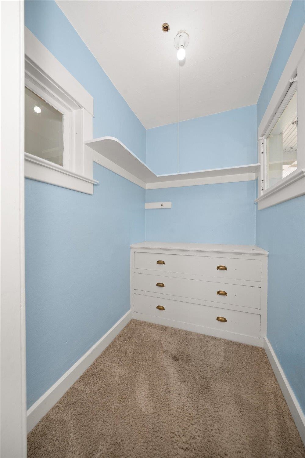 Spokane, Washington, 99204, United States, 4 Bedrooms Bedrooms, ,3 BathroomsBathrooms,Residential,For Sale,2006051