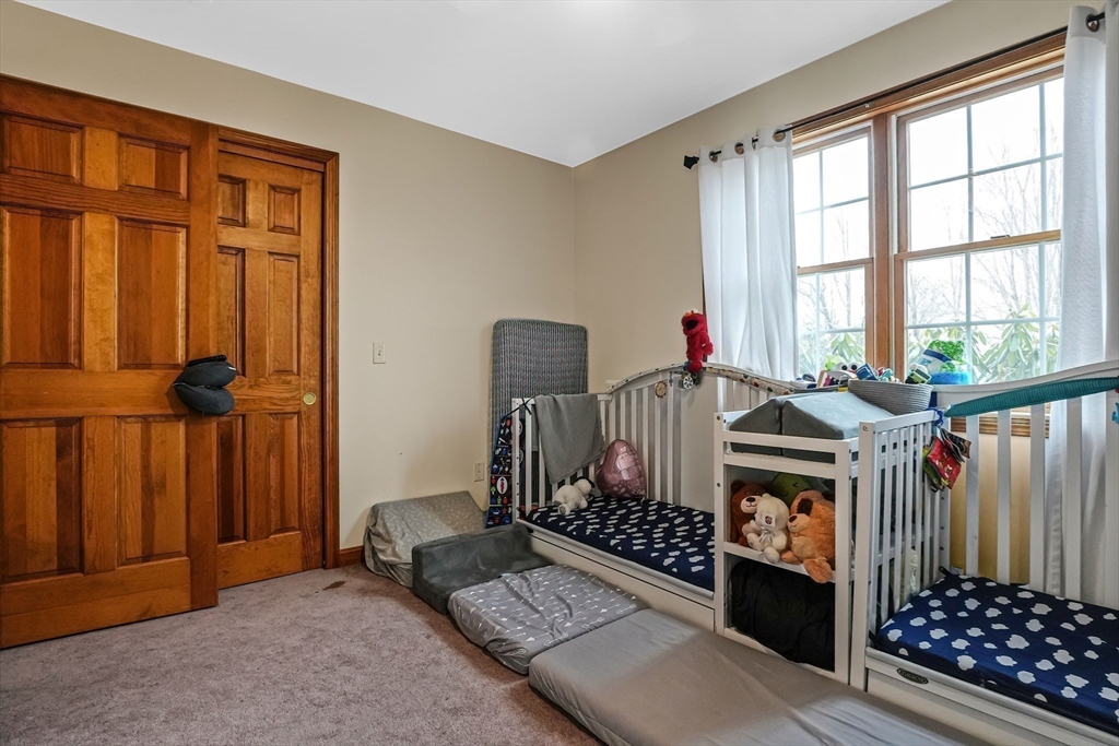 Southbridge, Massachusetts, 01550, United States, 3 Bedrooms Bedrooms, ,3 BathroomsBathrooms,Residential,For Sale,1930417