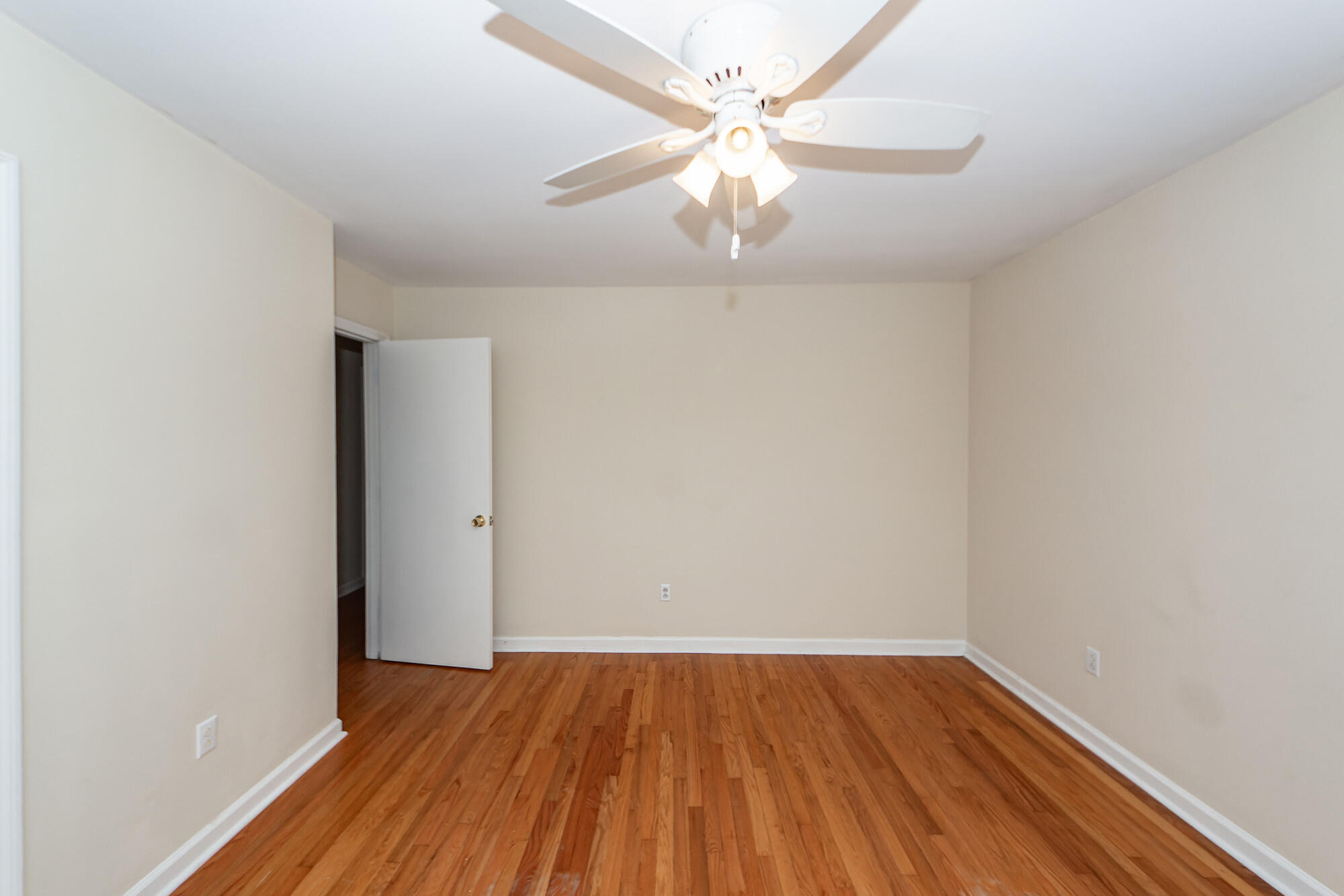 Charleston, South Carolina, 29407, United States, 3 Bedrooms Bedrooms, ,2 BathroomsBathrooms,Residential,For Sale,1738959