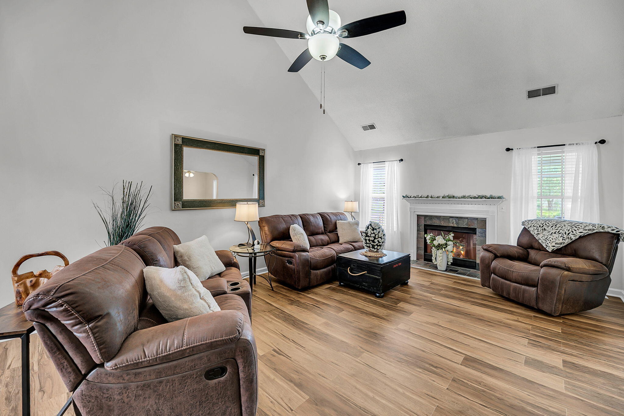 Charleston, South Carolina, 29412, United States, 4 Bedrooms Bedrooms, ,2 BathroomsBathrooms,Residential,For Sale,1985691