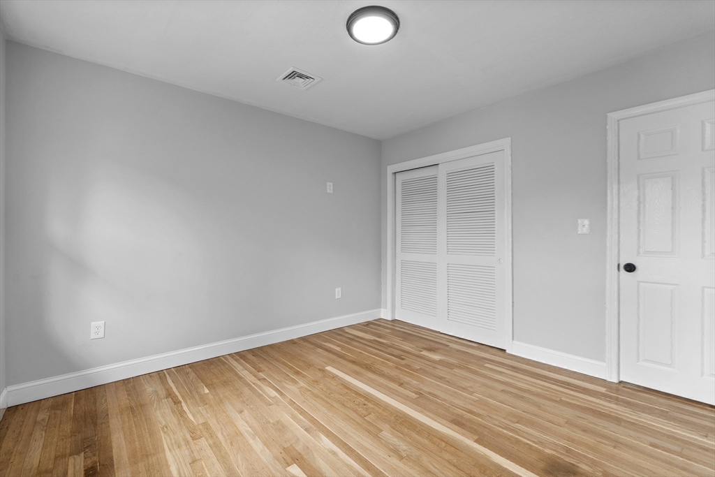 Lynn, Massachusetts, 01904, United States, 4 Bedrooms Bedrooms, ,2 BathroomsBathrooms,Residential,For Sale,1944946