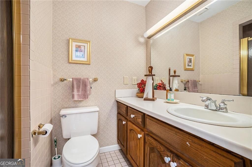 Atlanta, Georgia, 30311, United States, 5 Bedrooms Bedrooms, ,5 BathroomsBathrooms,Residential,For Sale,1953347