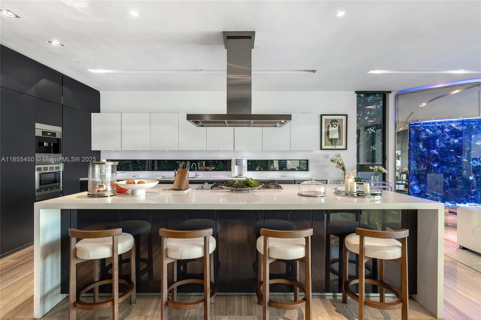 Miami Beach, Florida, 33140, United States, 5 Bedrooms Bedrooms, ,8 BathroomsBathrooms,Residential,For Sale,1918042