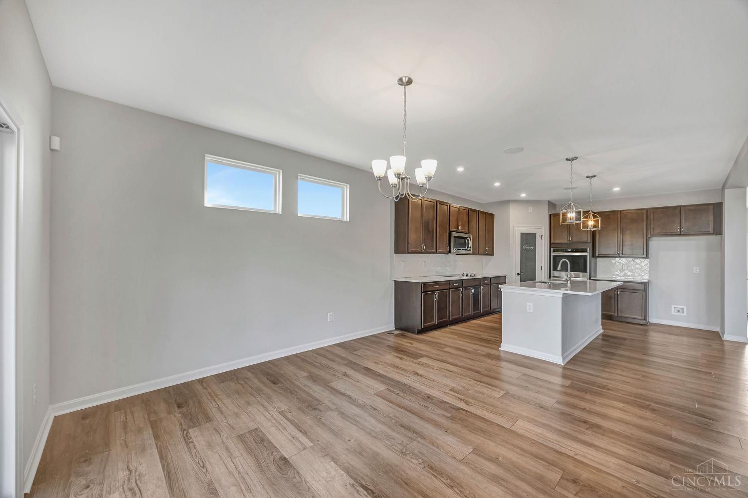 Liberty Twp, Ohio, 45011, United States, 5 Bedrooms Bedrooms, ,4 BathroomsBathrooms,Residential,For Sale,1998520