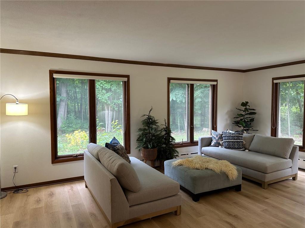 Ashland, Wisconsin, 54806, United States, 6 Bedrooms Bedrooms, ,4 BathroomsBathrooms,Residential,For Sale,1919856