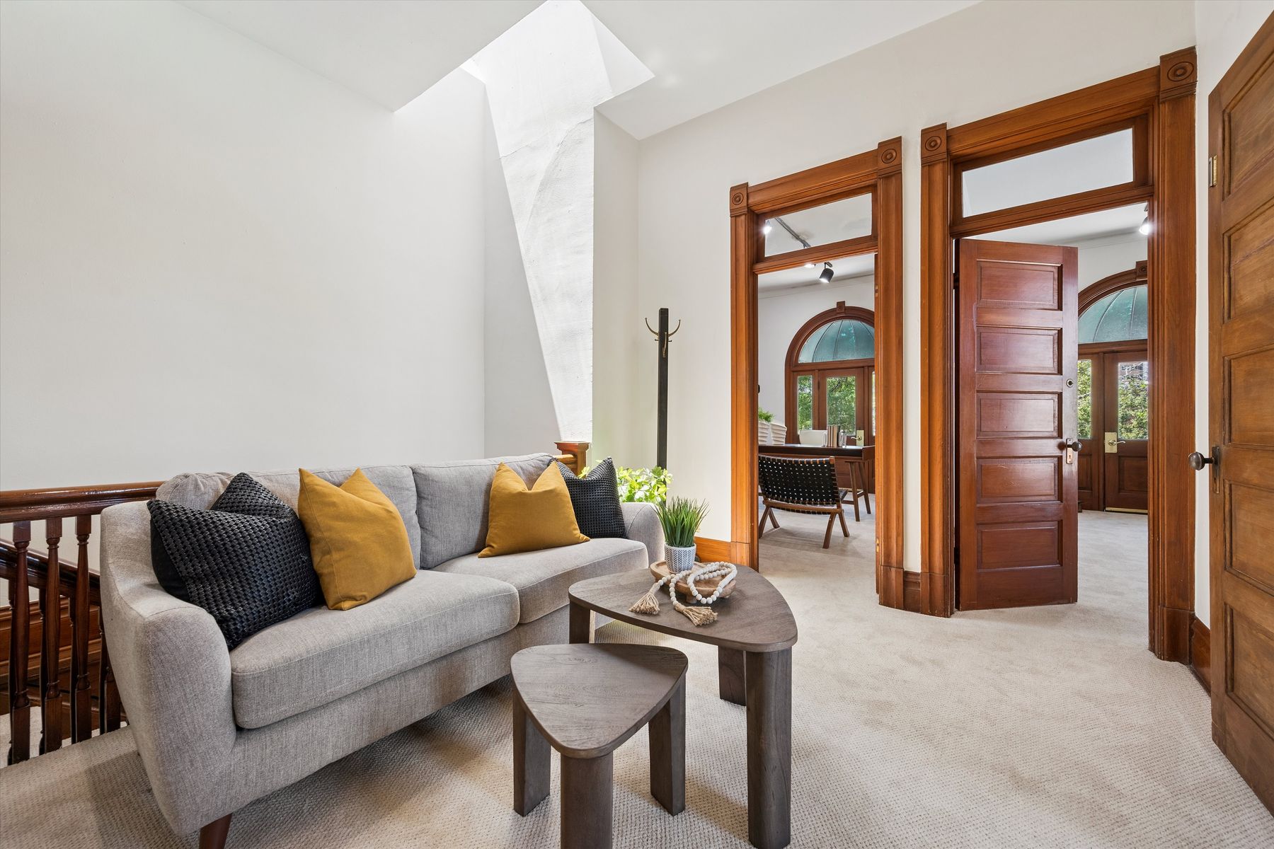  Rare Chance to Own a Beautifully Restored Historic Property - 物件實景