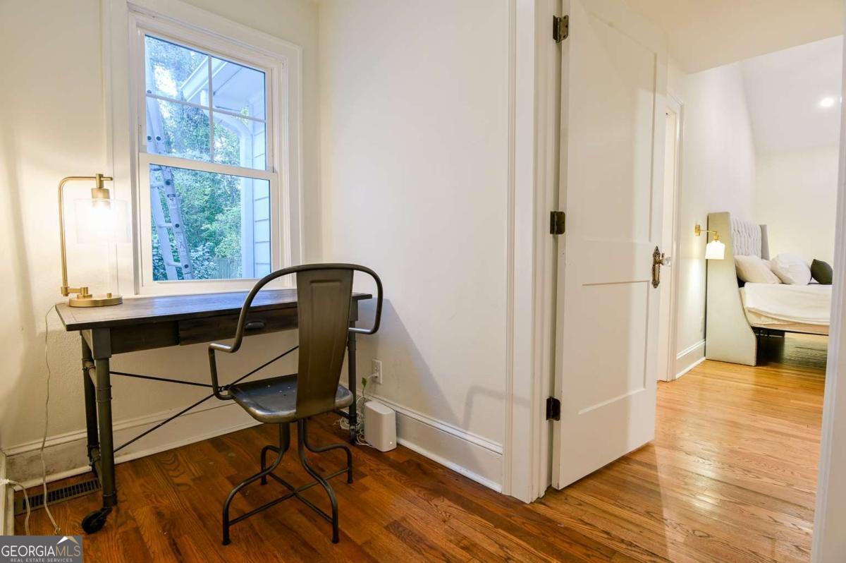 Athens, Georgia, 30606, United States, 4 Bedrooms Bedrooms, ,3 BathroomsBathrooms,Residential,For Sale,1988193