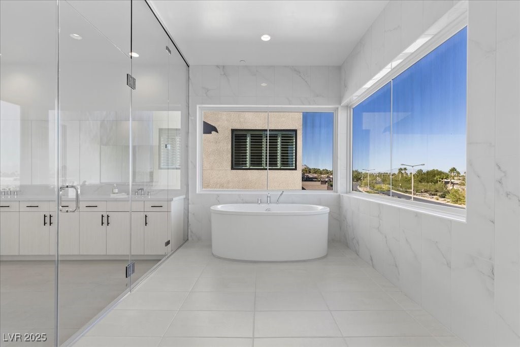 Las Vegas, Nevada, 89135, United States, 5 Bedrooms Bedrooms, ,6 BathroomsBathrooms,Residential,For Sale,1987610