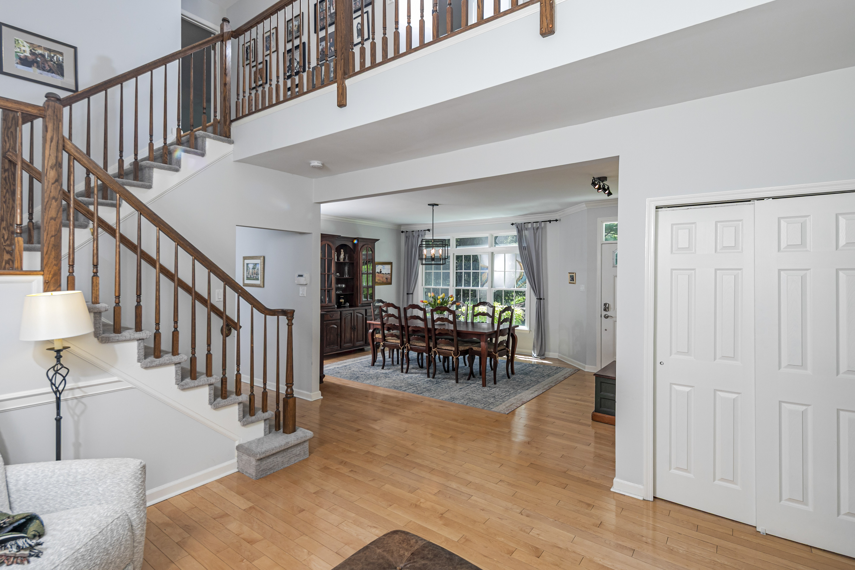  Largest End-Unit in Washington Oaks with Serene Views and Upgrades Galore - 物件實景