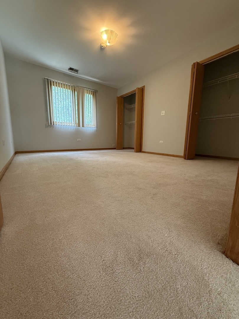 Burbank, Illinois, 60459, United States, 4 Bedrooms Bedrooms, ,3 BathroomsBathrooms,Residential,For Sale,1921383