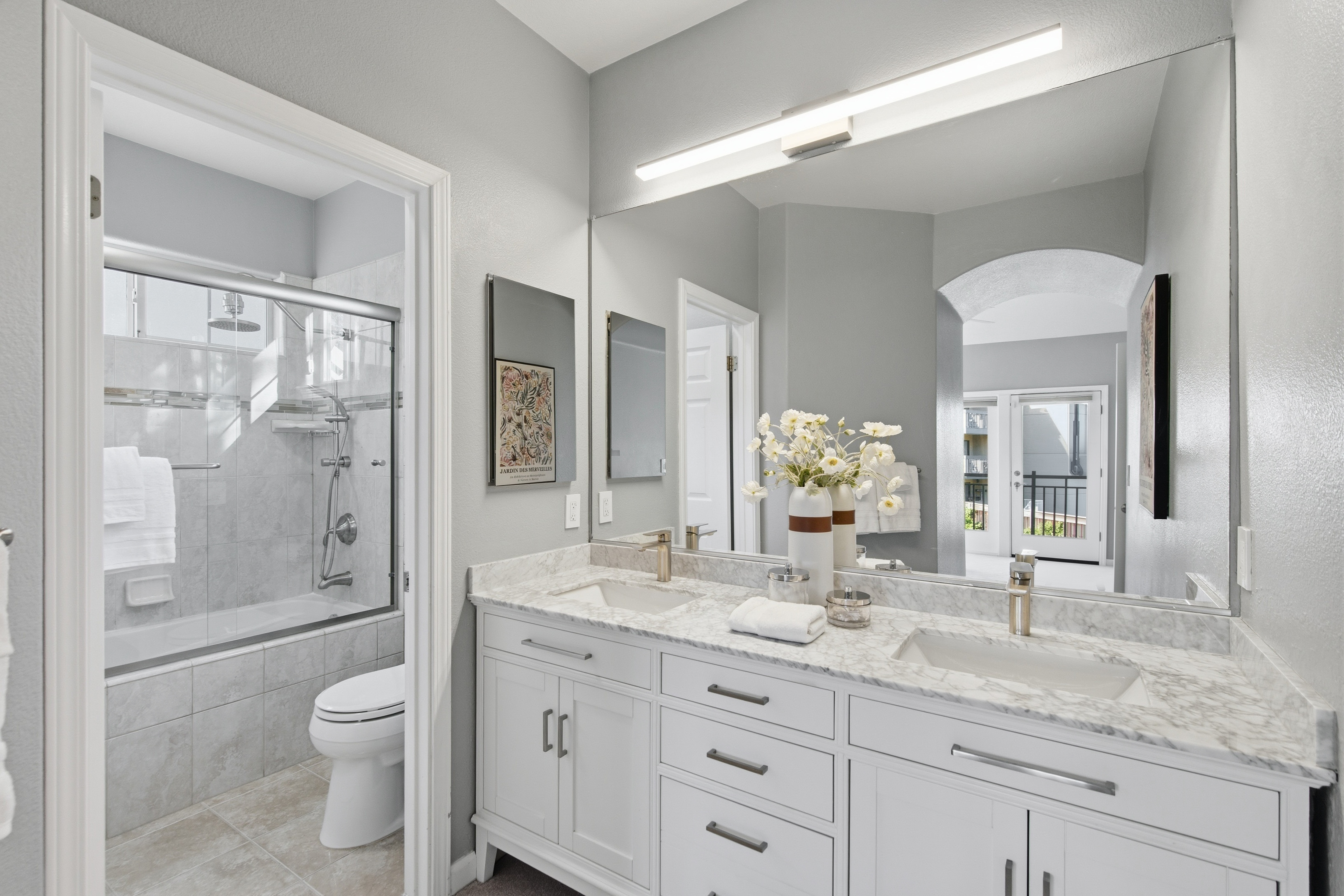  Turn-Key in Exclusive Bayview Community - 物件實景