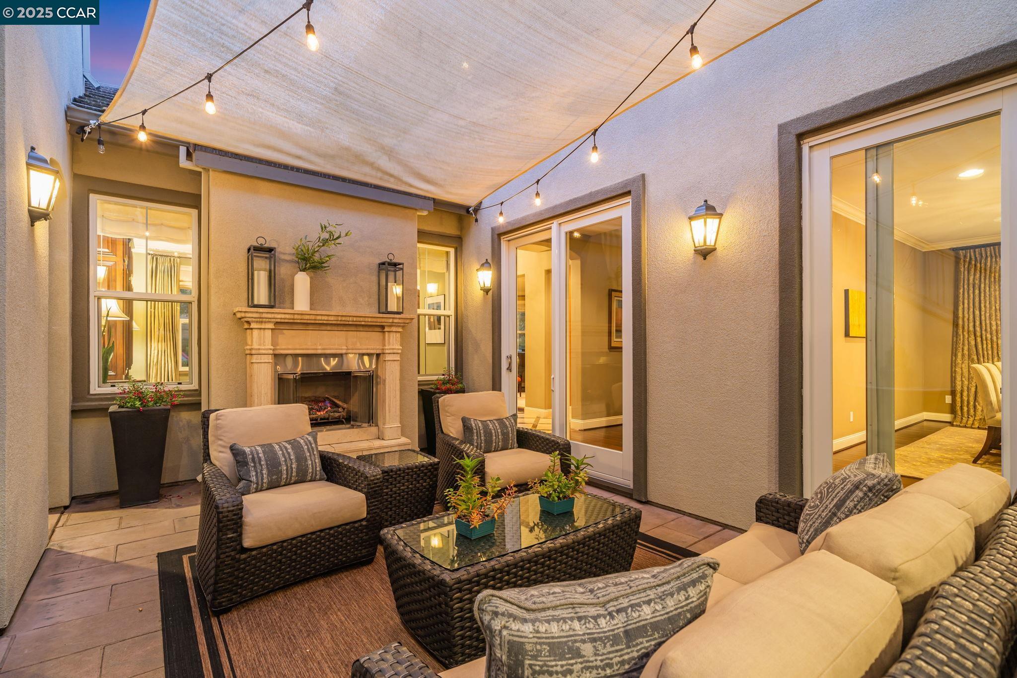 Danville, California, 94526, United States, 6 Bedrooms Bedrooms, ,6 BathroomsBathrooms,Residential,For Sale,1901970