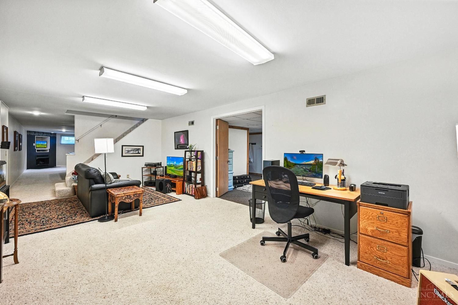 West Chester, Ohio, 45069, United States, 4 Bedrooms Bedrooms, ,3 BathroomsBathrooms,Residential,For Sale,1919977