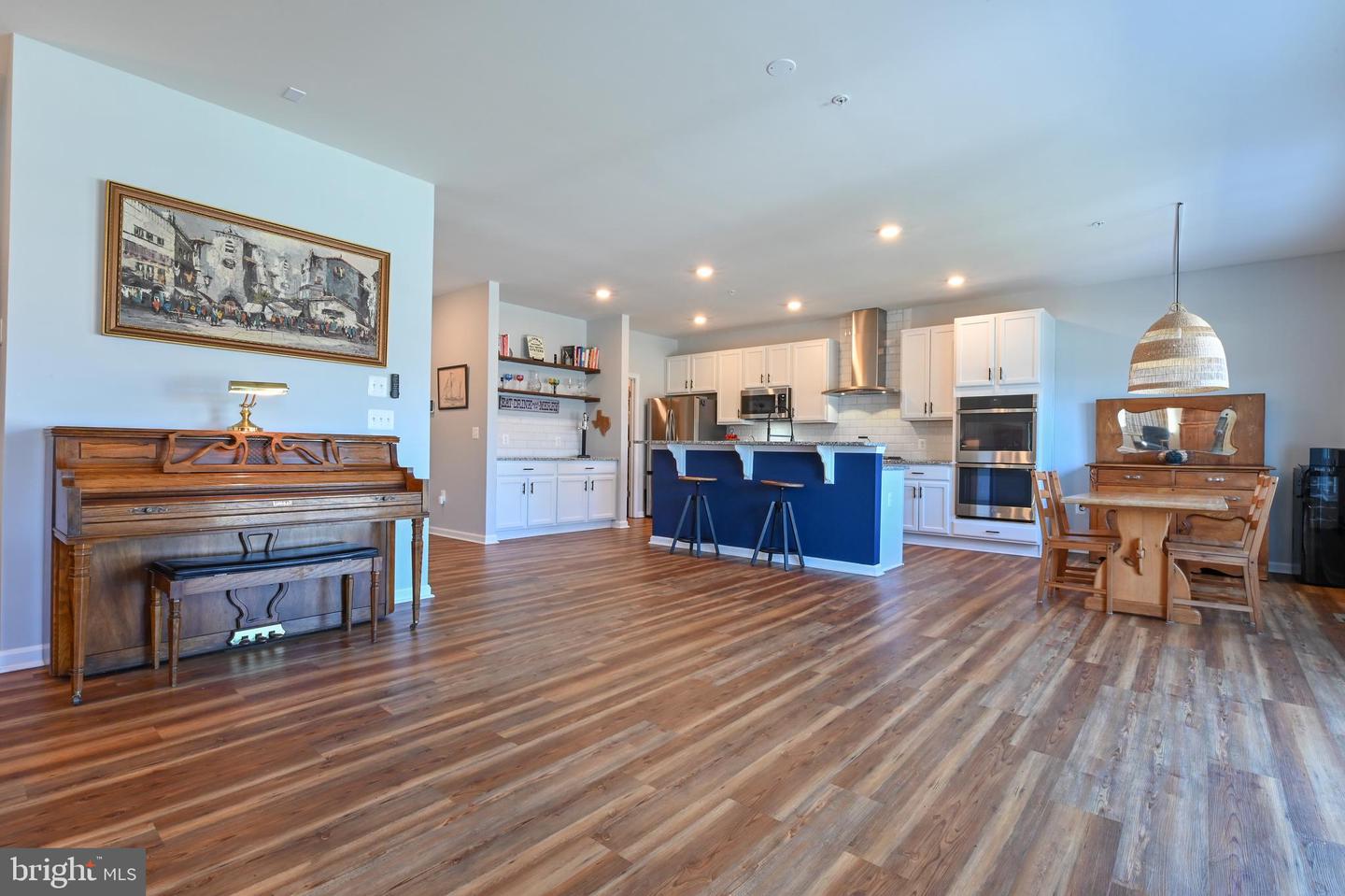 Tilghman, Maryland, 21671, United States, 5 Bedrooms Bedrooms, ,4 BathroomsBathrooms,Residential,For Sale,1753094