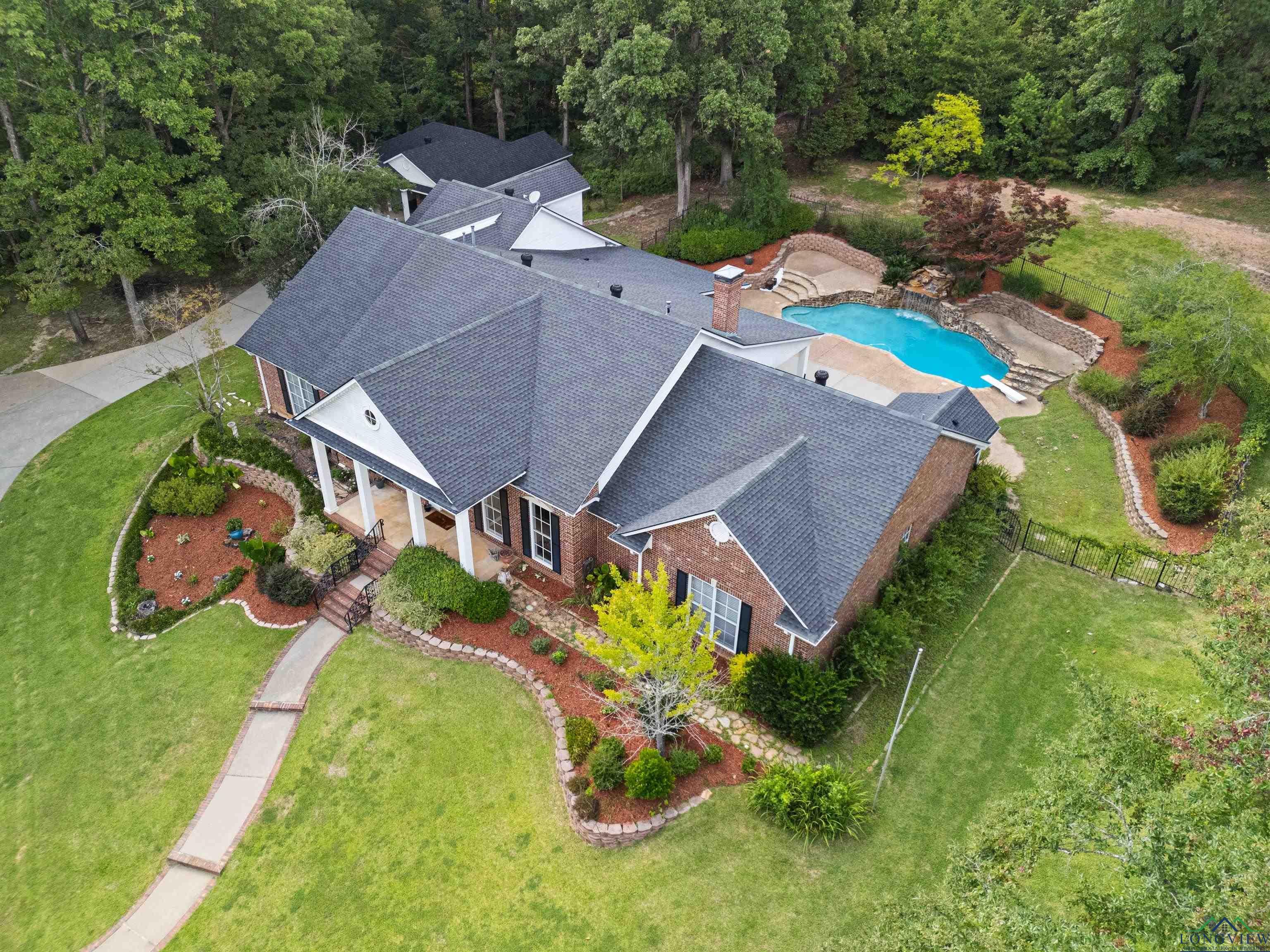 Longview, Texas, 75605, United States, 4 Bedrooms Bedrooms, ,6 BathroomsBathrooms,Residential,For Sale,1907778