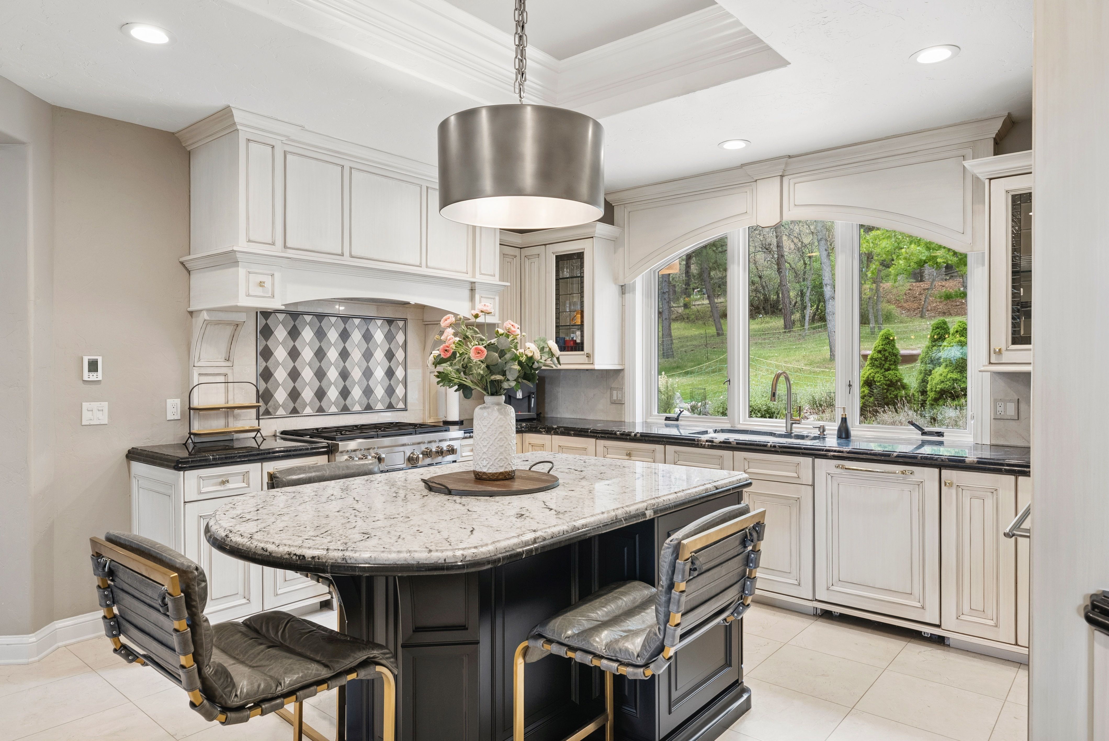  Broadmoor Heights Luxury with Iconic Views - 物件實景