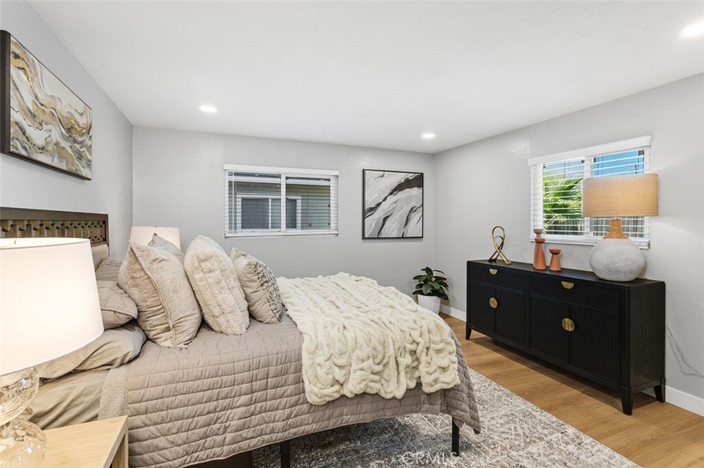 Orange, California, 92867, United States, 3 Bedrooms Bedrooms, ,2 BathroomsBathrooms,Residential,For Sale,1986314