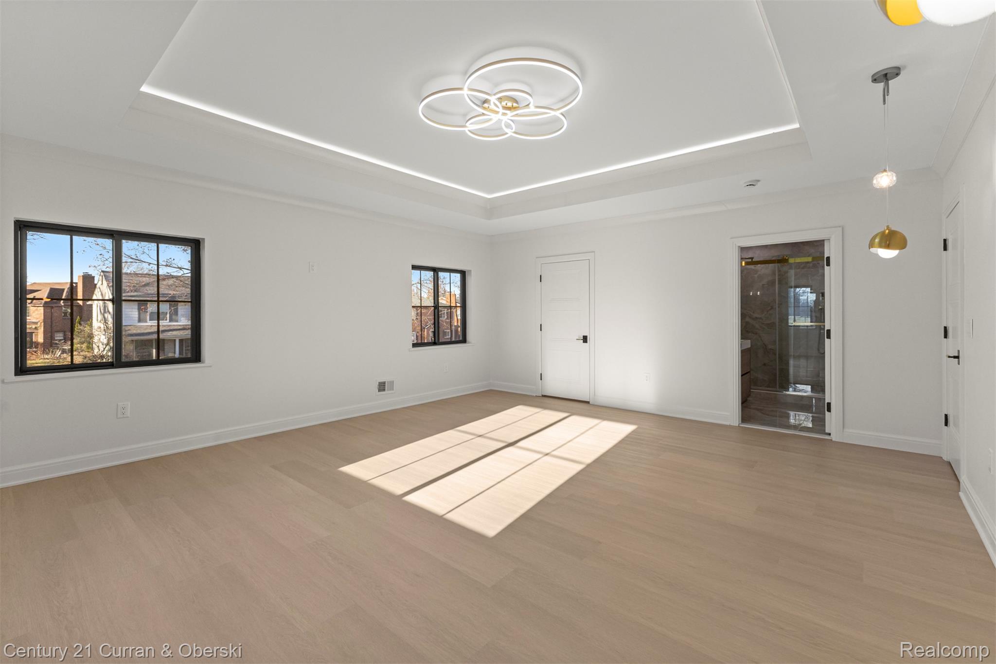 Dearborn, Michigan, 48128, United States, 5 Bedrooms Bedrooms, ,5 BathroomsBathrooms,Residential,For Sale,2030794