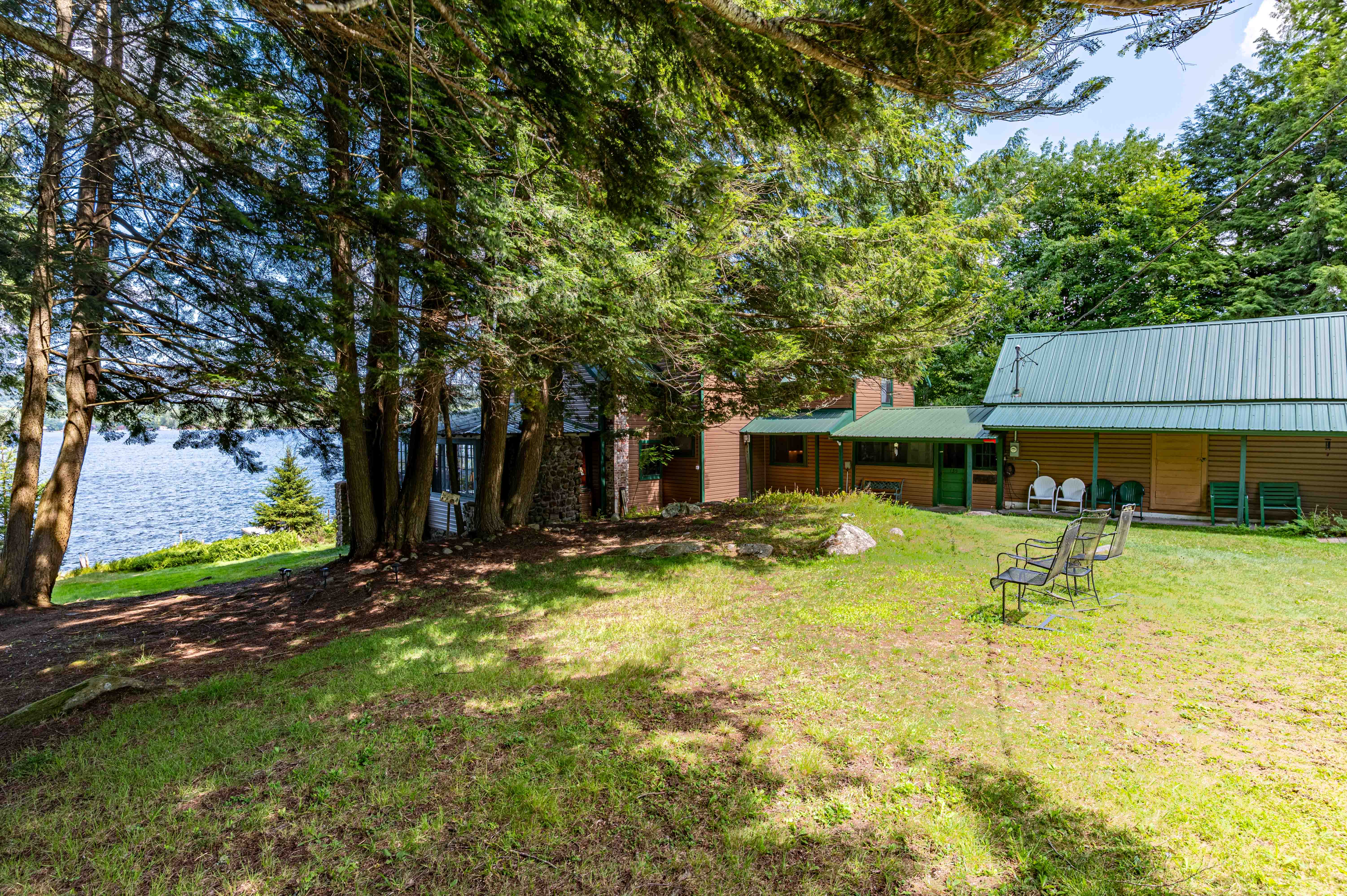  Historic Ramblers Lodge on Fourth Lake - 物件實景