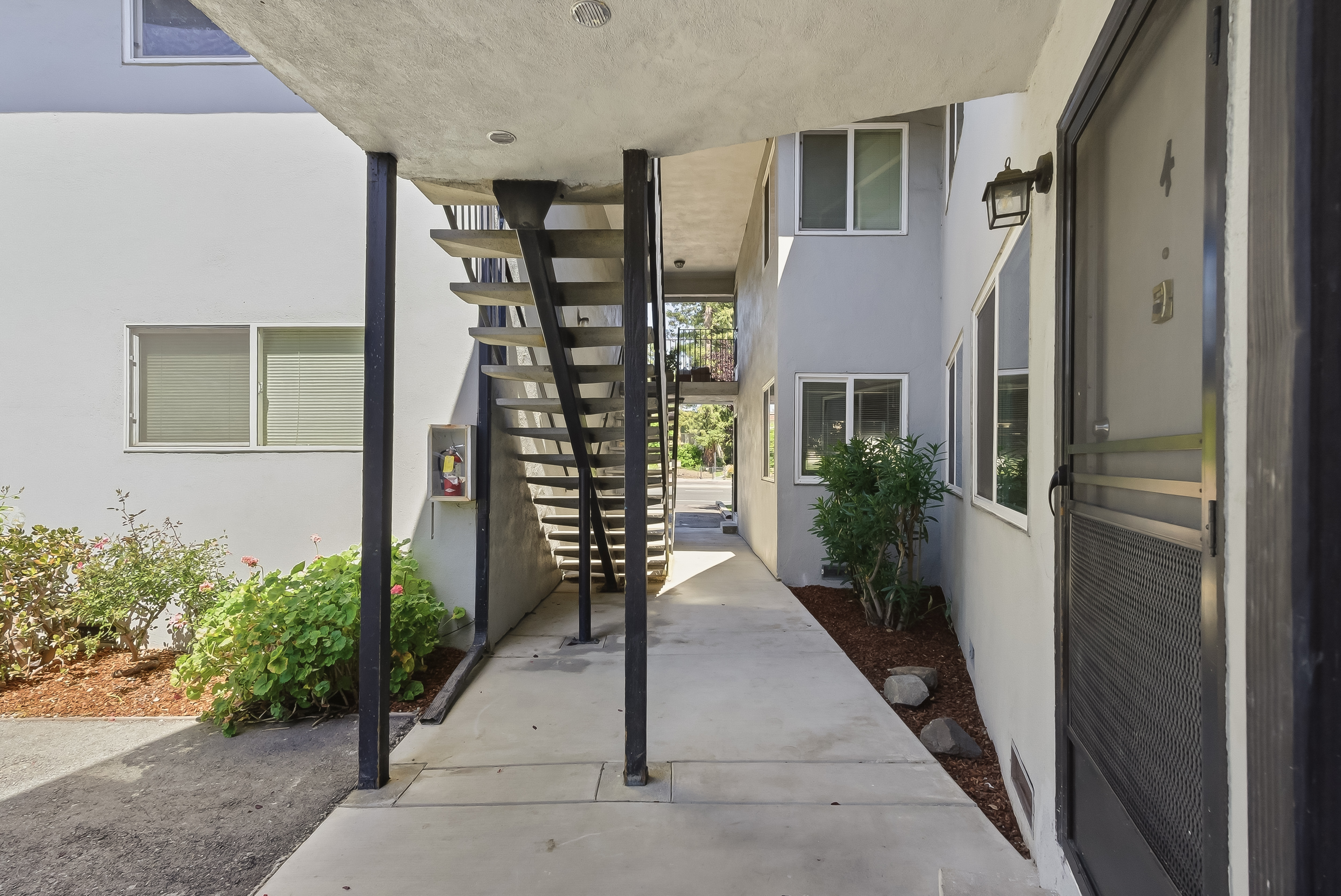  Exceptional Multifamily Opportunity in Westside Redwood City - 物件實景