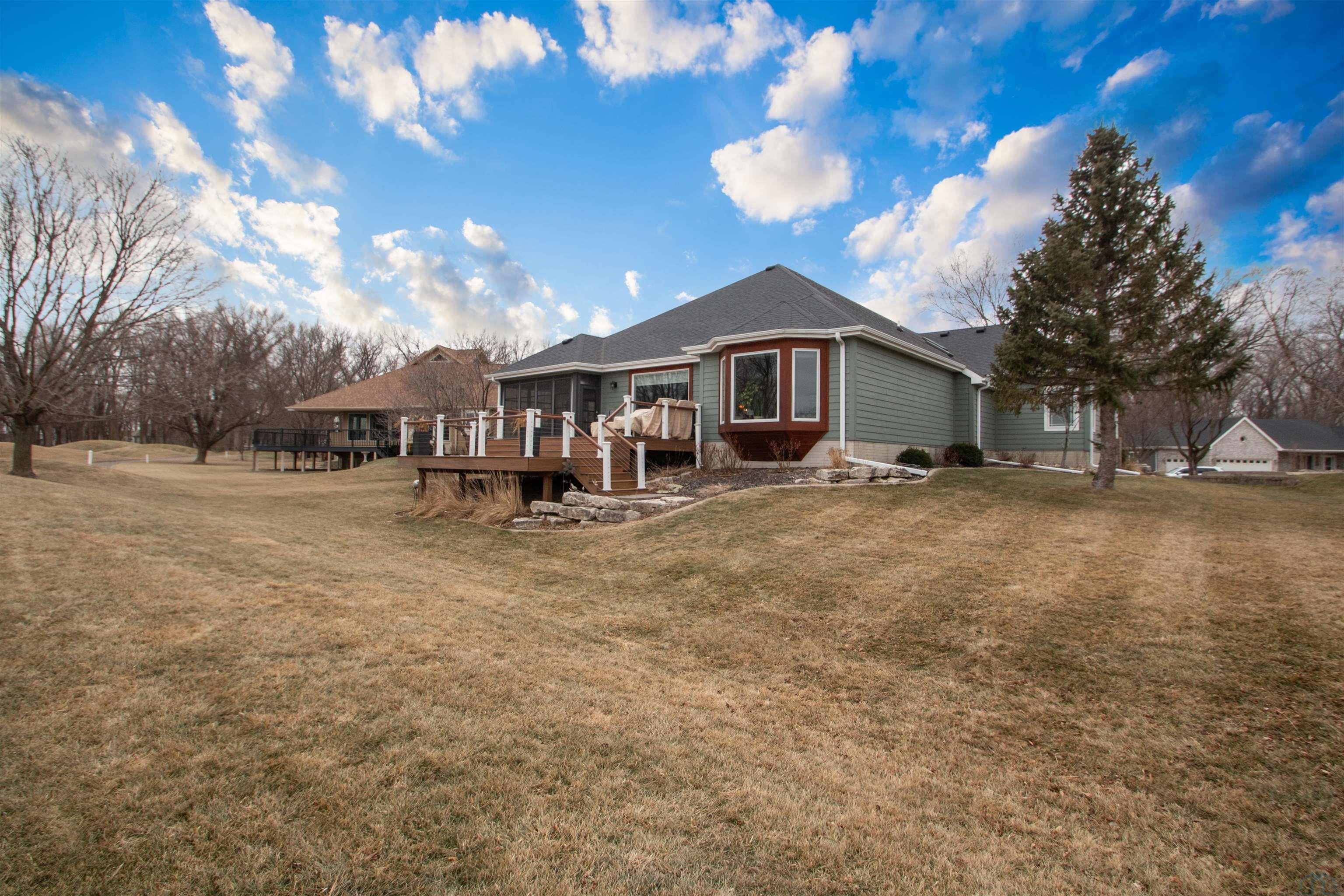 Dakota Dunes, South Dakota, 57049, United States, 3 Bedrooms Bedrooms, ,3 BathroomsBathrooms,Residential,For Sale,2015329