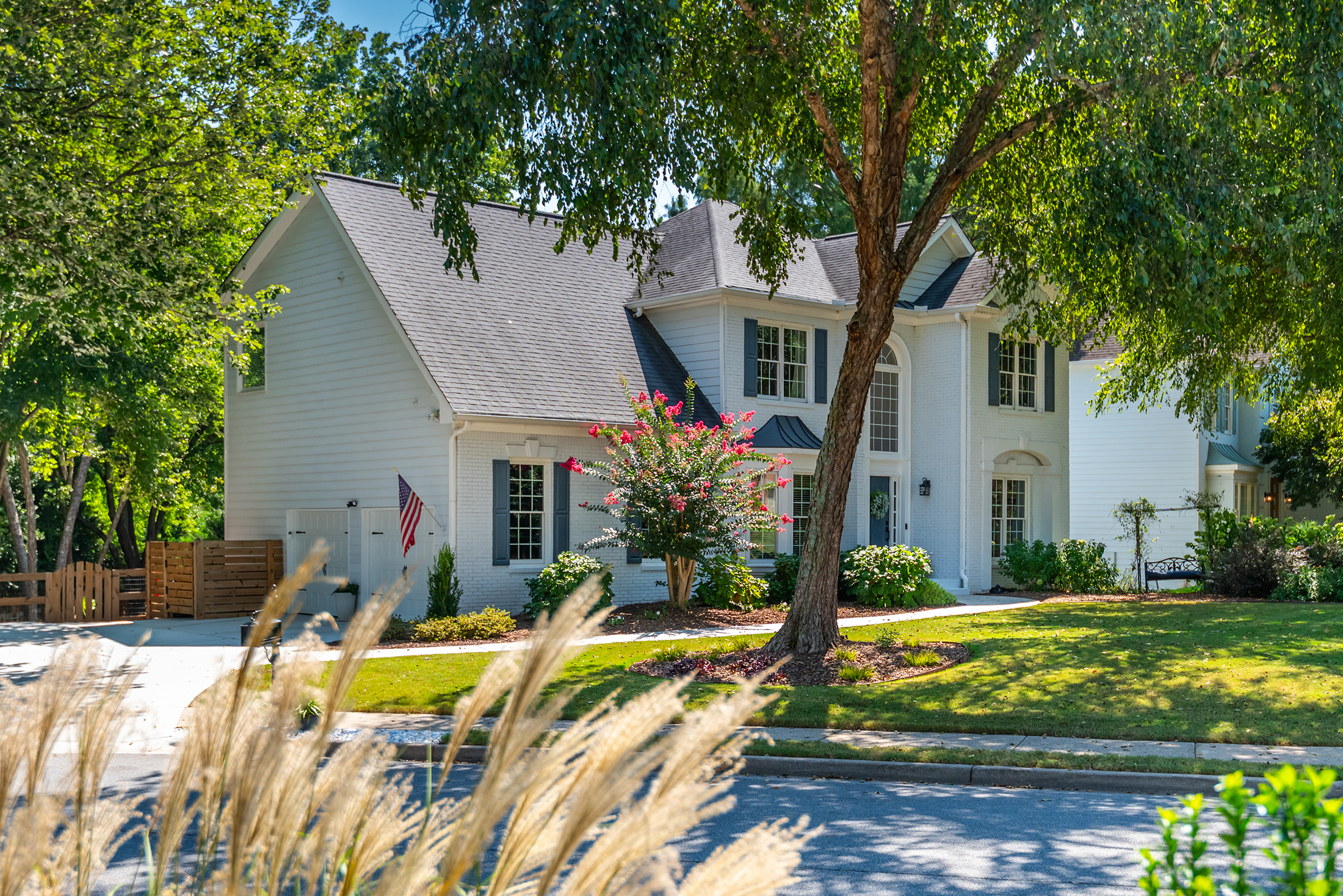  Timeless Charm Meets Effortless Everyday Living in the Heart of Alpharetta - 物件實景