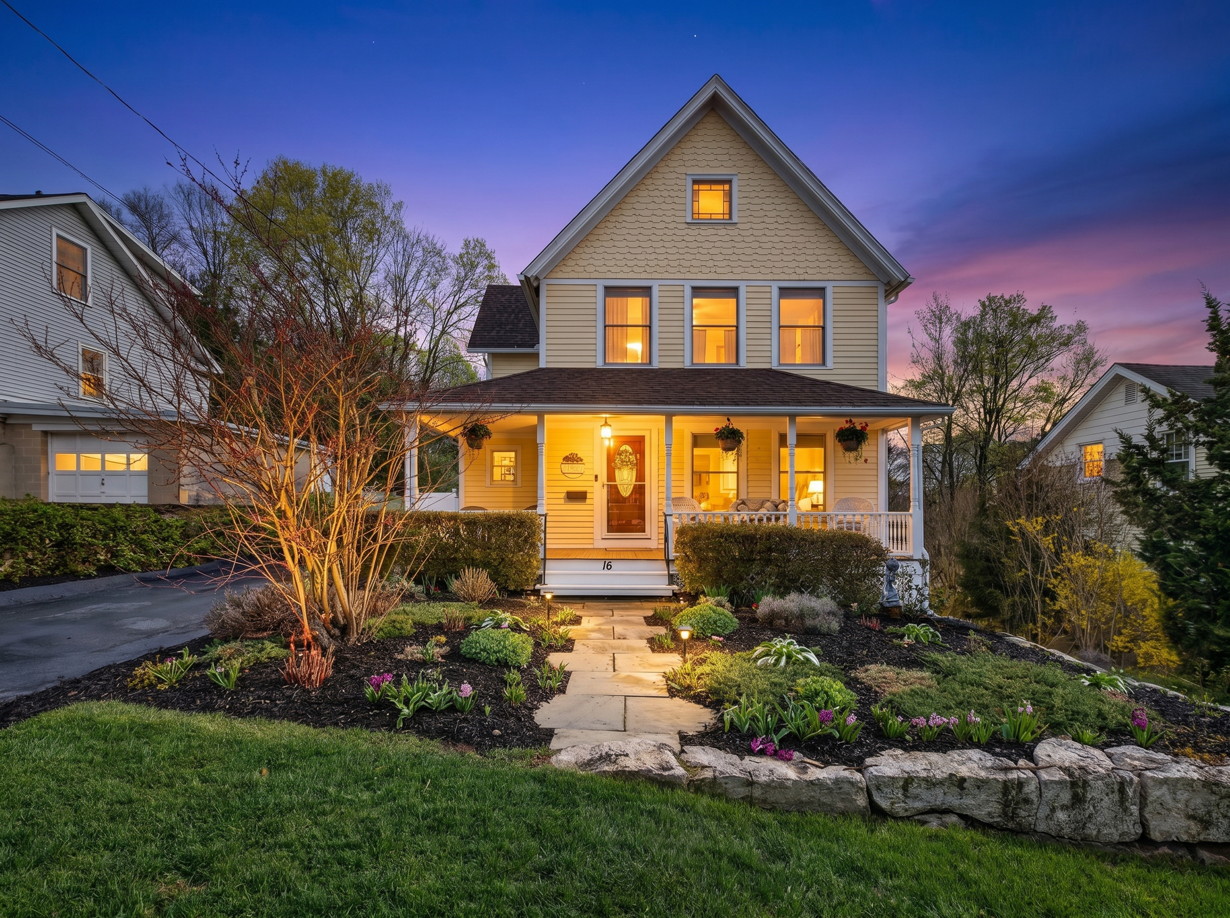  Refined Character & Private Outdoor Retreat in Heart of Mystic - 物件實景