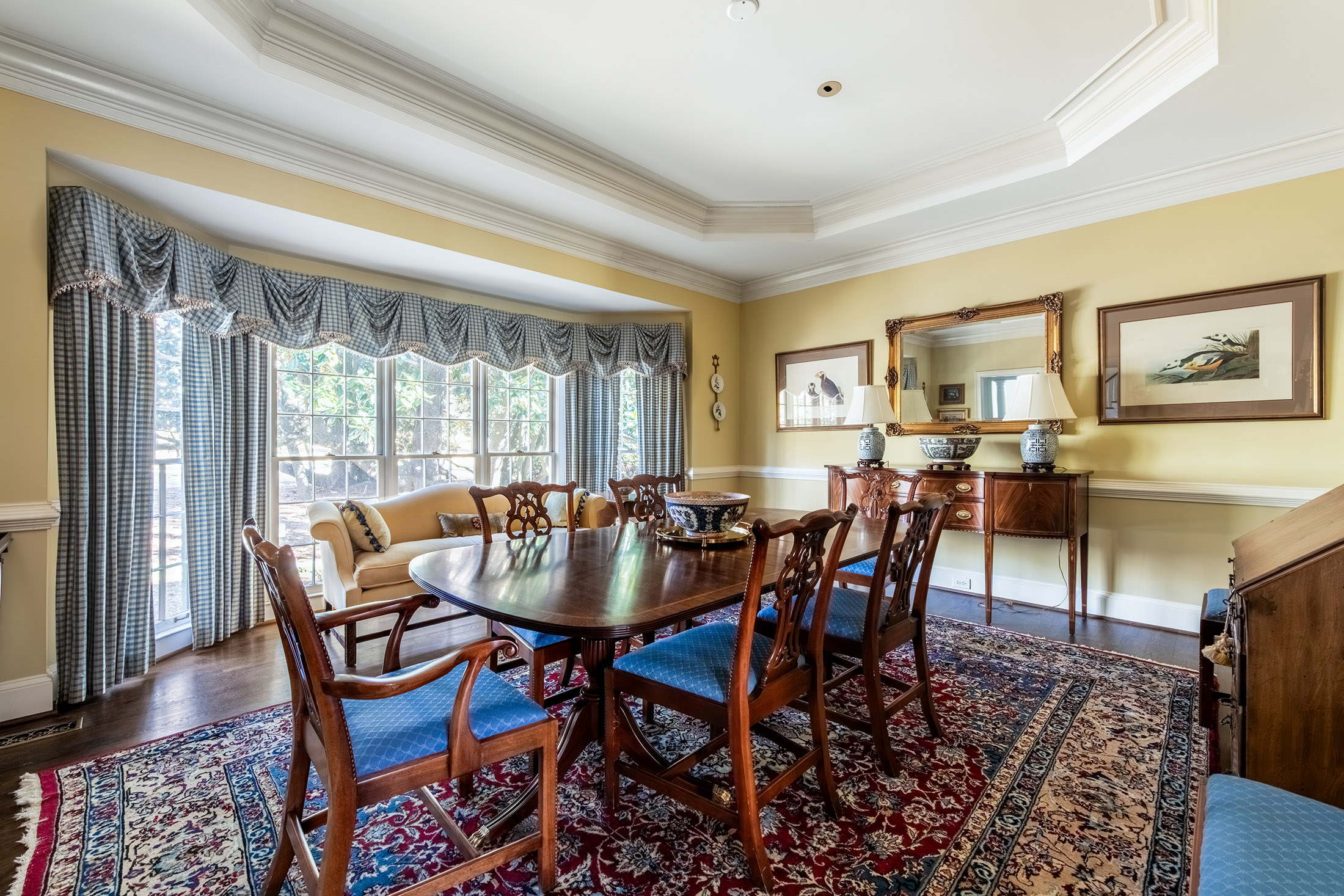  Elegant Traditional Home in Buckhead