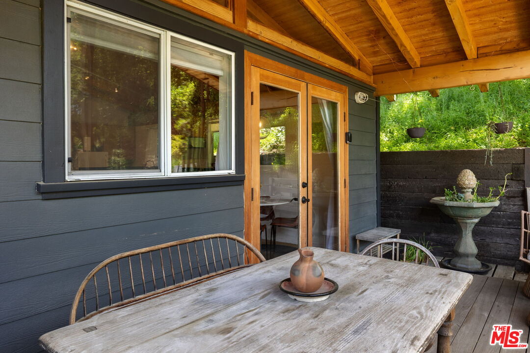 Topanga, California, 90290, United States, 4 Bedrooms Bedrooms, ,3 BathroomsBathrooms,Residential,For Sale,1795536