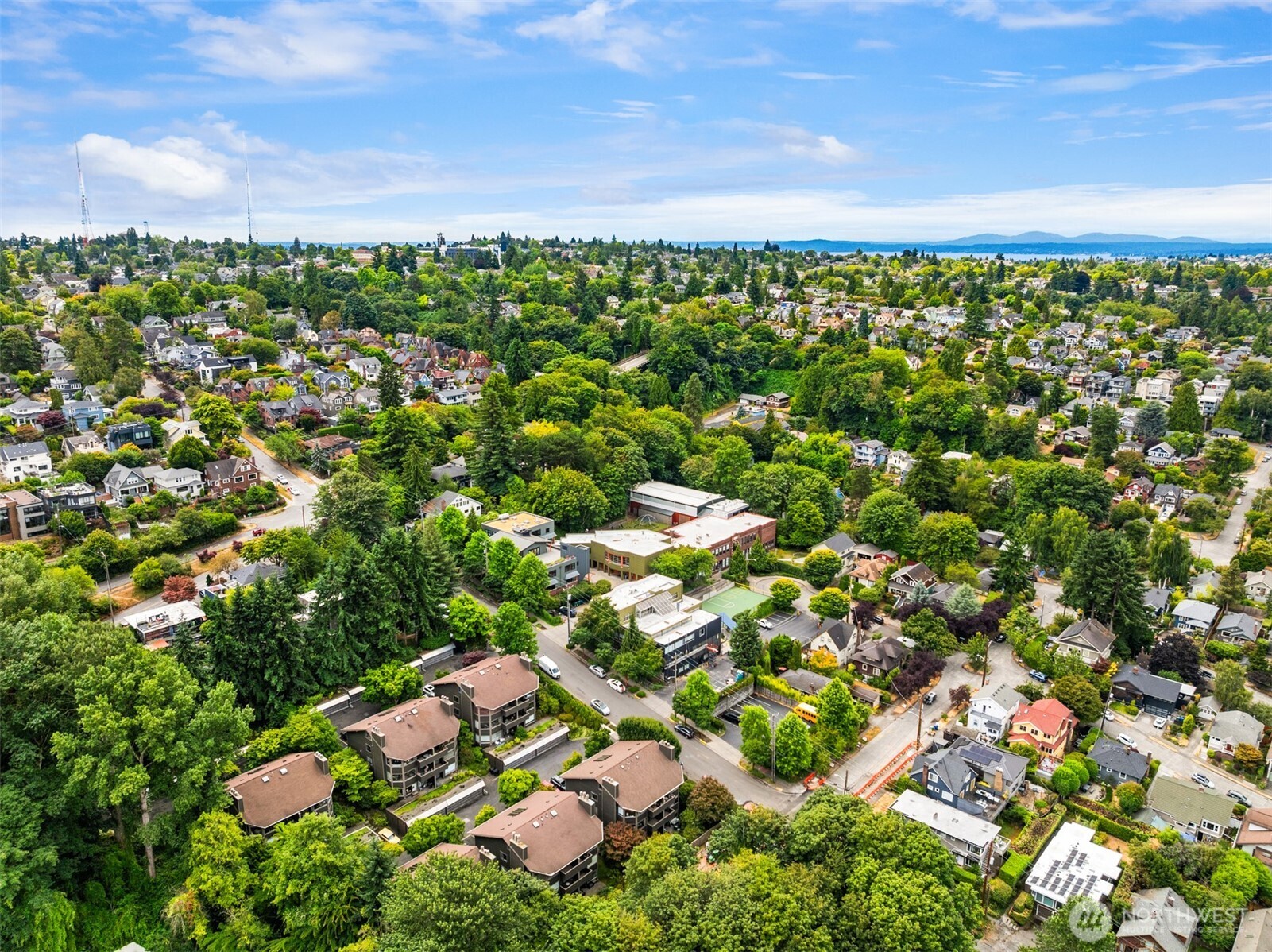 Seattle, Washington, 98109, United States, 2 Bedrooms Bedrooms, ,1 BathroomBathrooms,Residential,For Sale,1903752