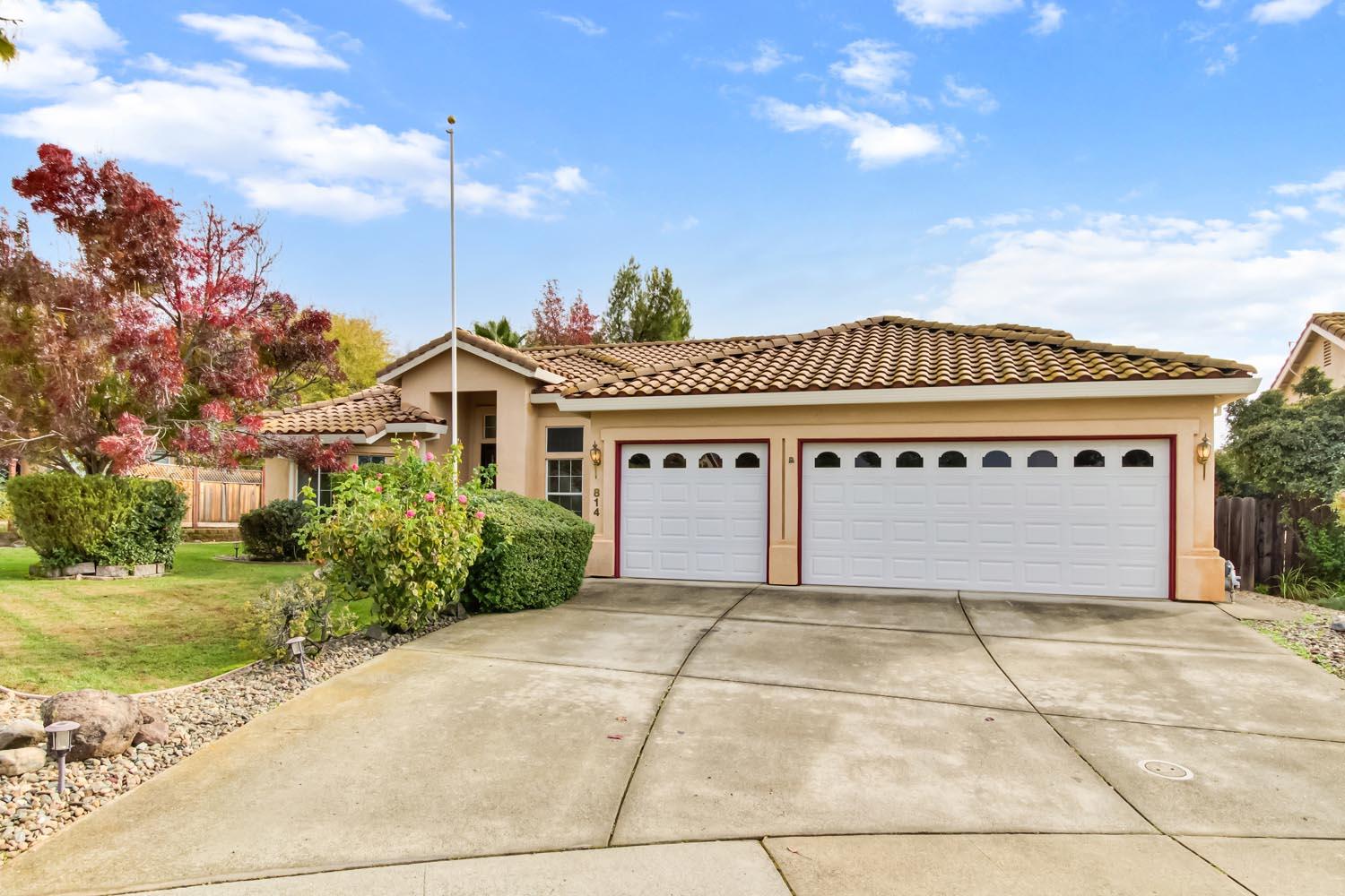 Ione, California, 95640, United States, 3 Bedrooms Bedrooms, ,2 BathroomsBathrooms,Residential,For Sale,1997452