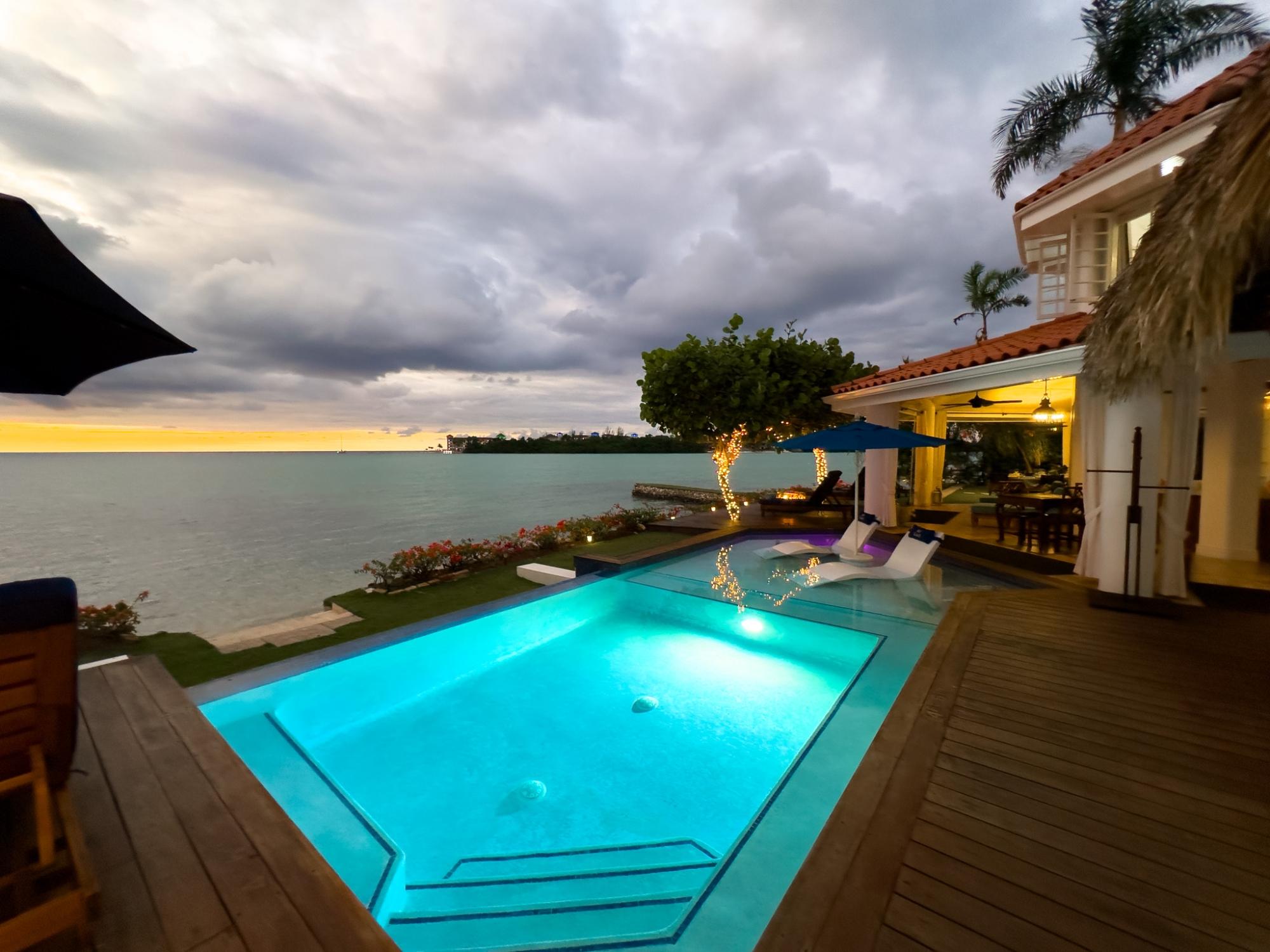 St. James, JM, 4 Bedrooms Bedrooms, ,5 BathroomsBathrooms,Residential,For Sale,1838477