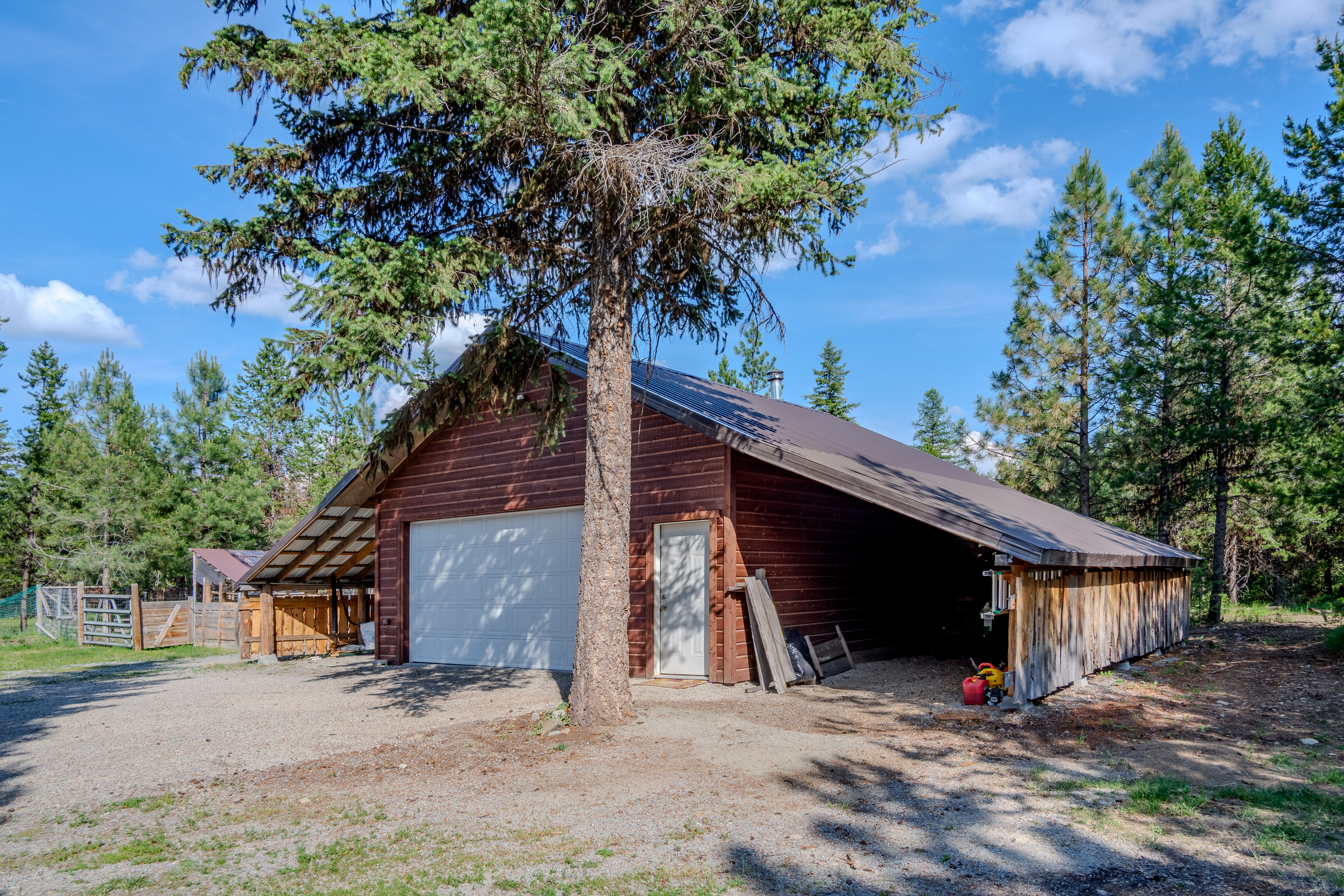 Libby, Montana, 59923, United States, 2 Bedrooms Bedrooms, ,1 BathroomBathrooms,Residential,For Sale,1882084