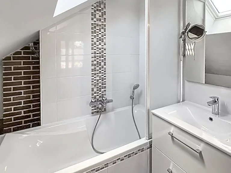 Trouville-sur-Mer, Normandy, 14360, FR, 7 Bedrooms Bedrooms, ,9 BathroomsBathrooms,Residential,For Sale,1672697