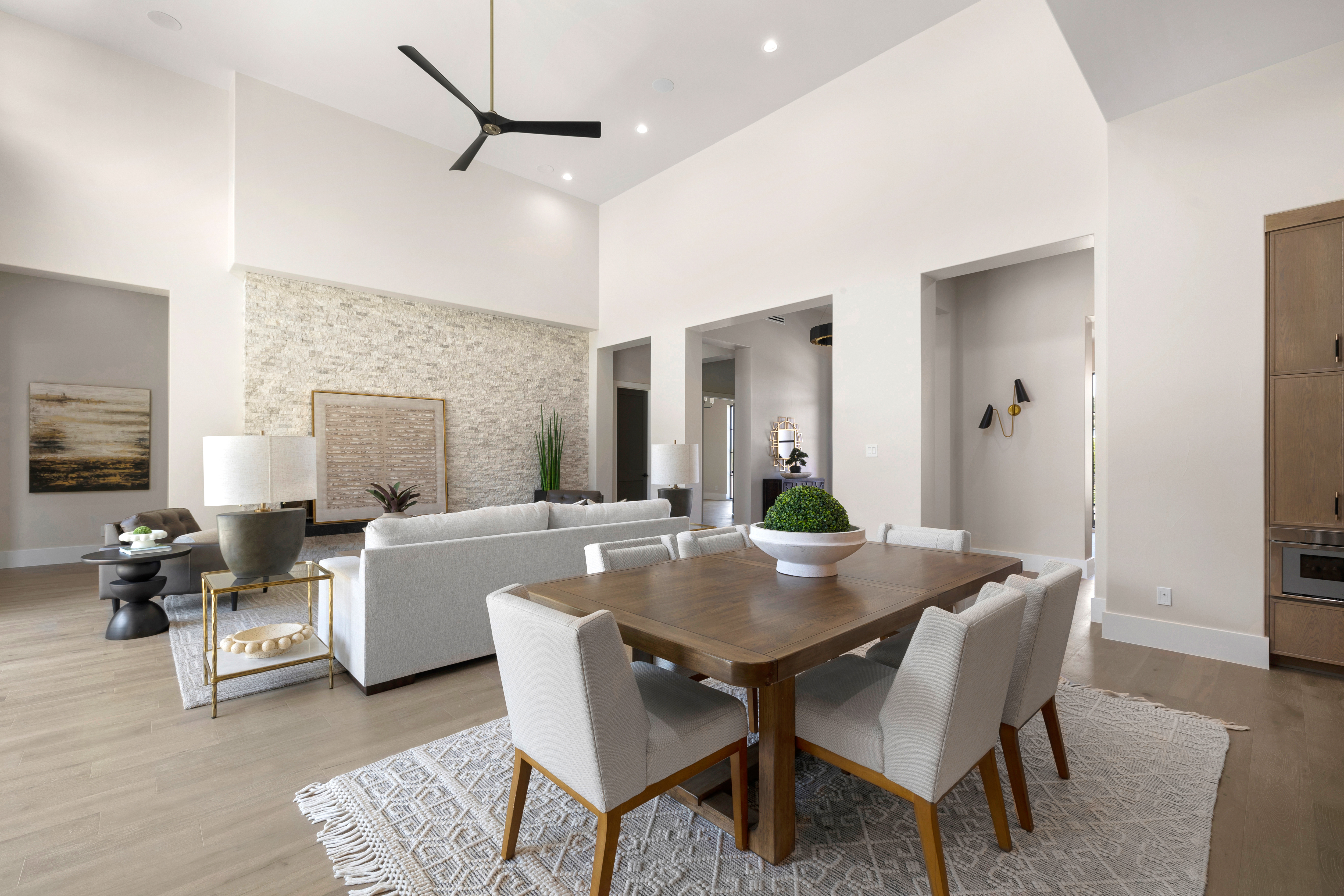  Architecturally Refined New Construction in Prestigious The Dominion - 物件實景