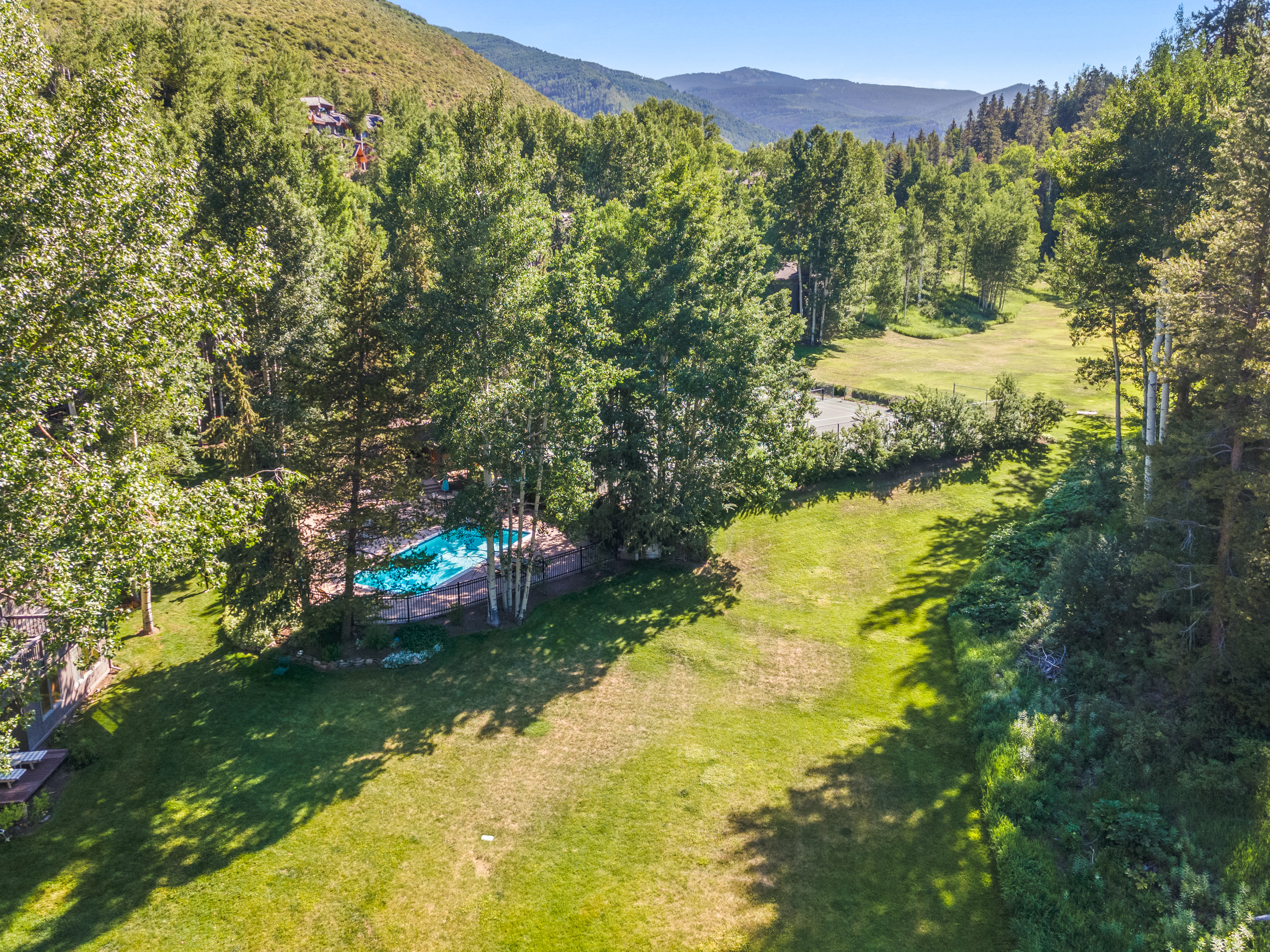  Open Acres in Genuinely Tranquil Alpine Setting that is Hard to Come by in Vail - 物件實景