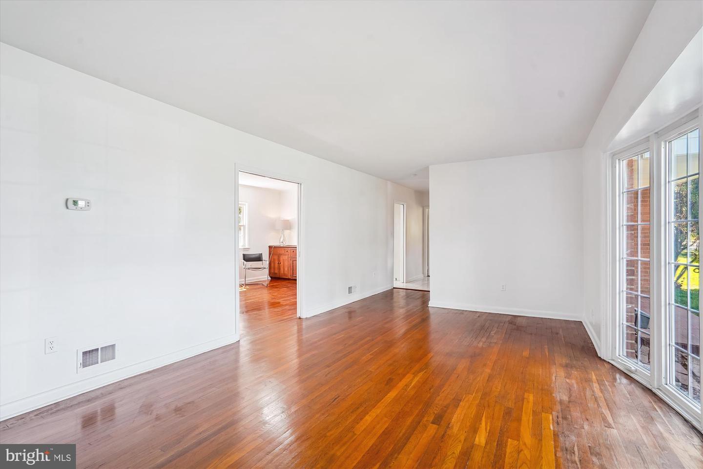 Bethesda, Maryland, 20817, United States, 4 Bedrooms Bedrooms, ,3 BathroomsBathrooms,Residential,For Sale,1934695