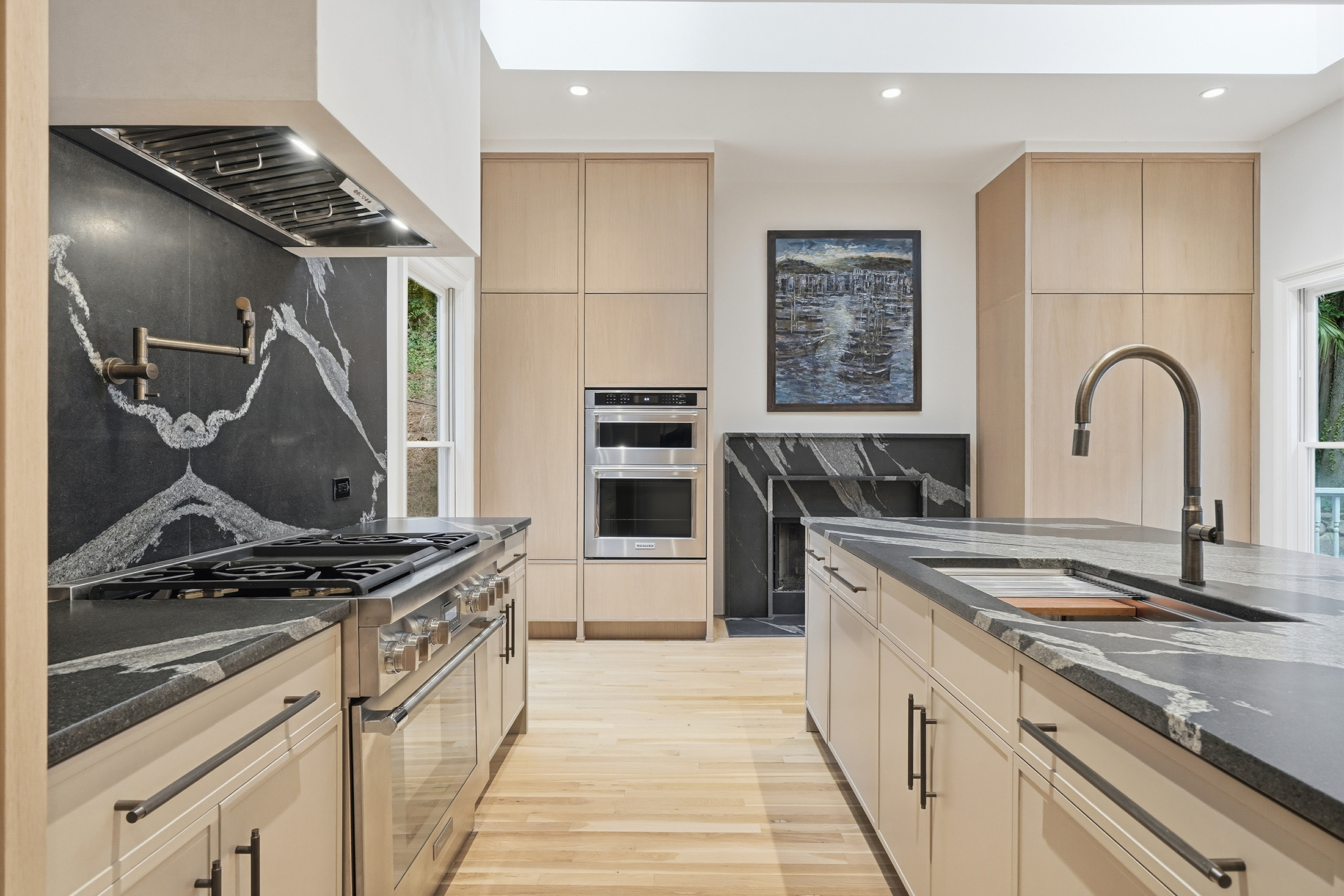  Stunning Home on Nearly 1 Acre Lot in Buckhead - 物件實景