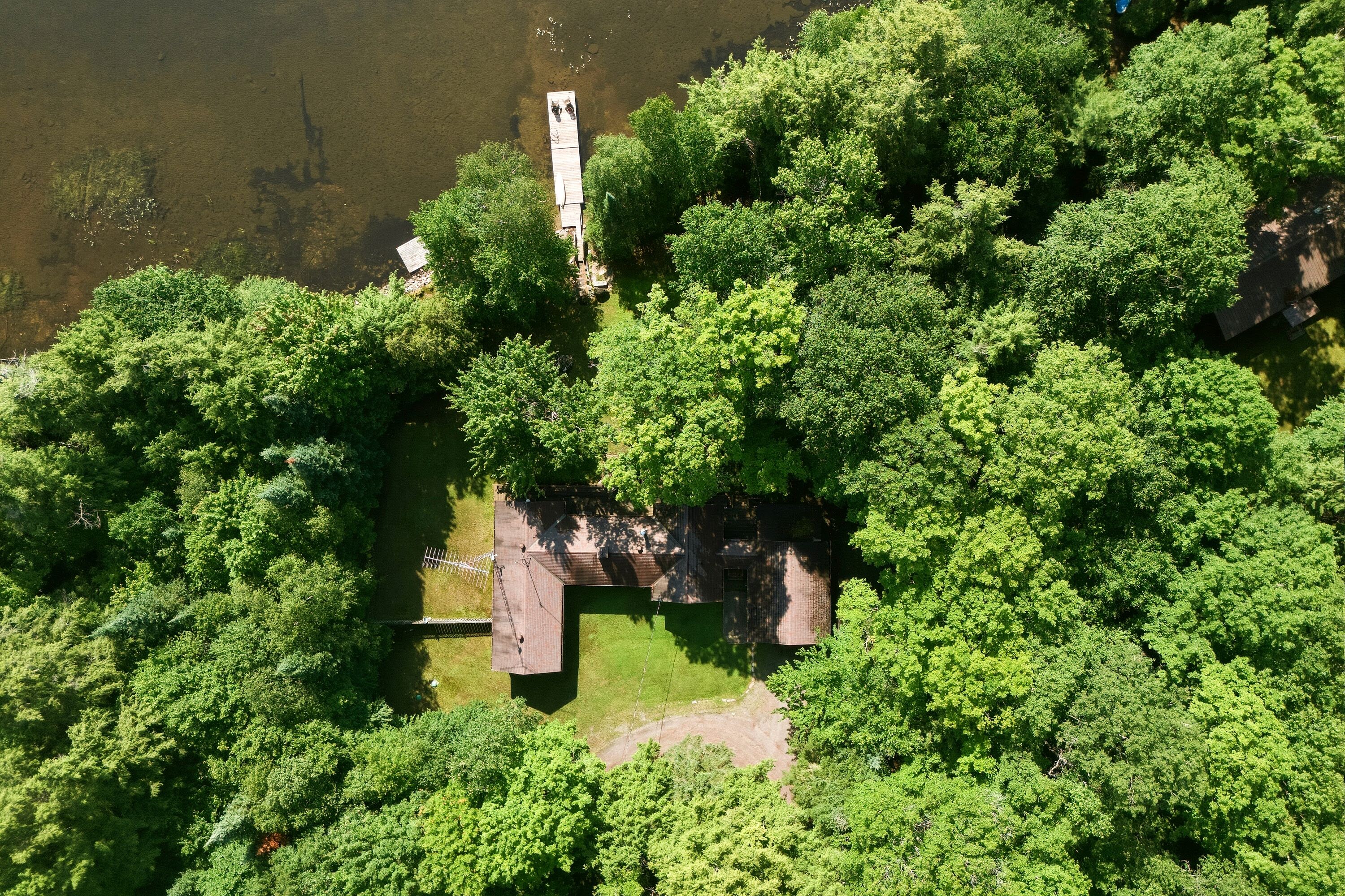  Private Waterfront Retreat - 物件實景