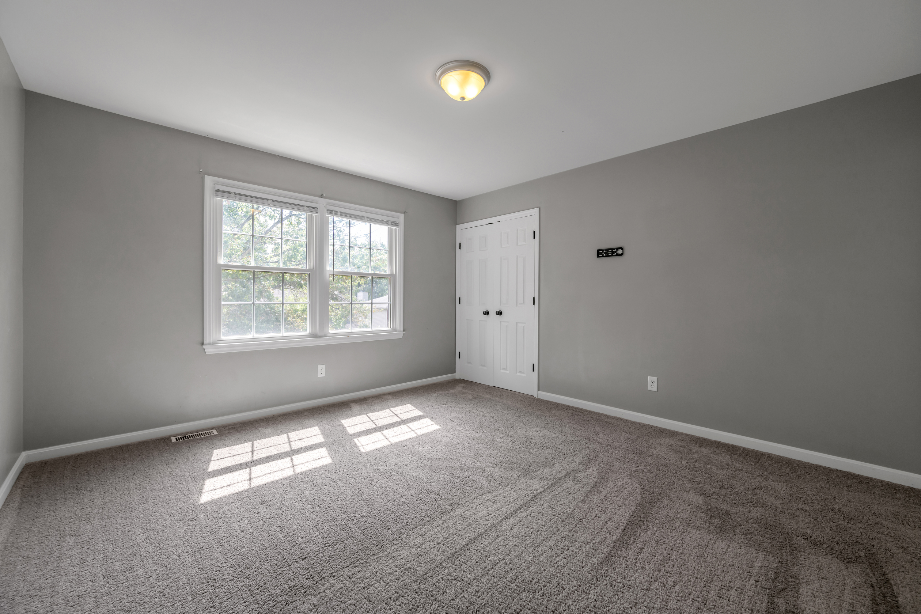  4688 Spring Creek Drive - 物件實景