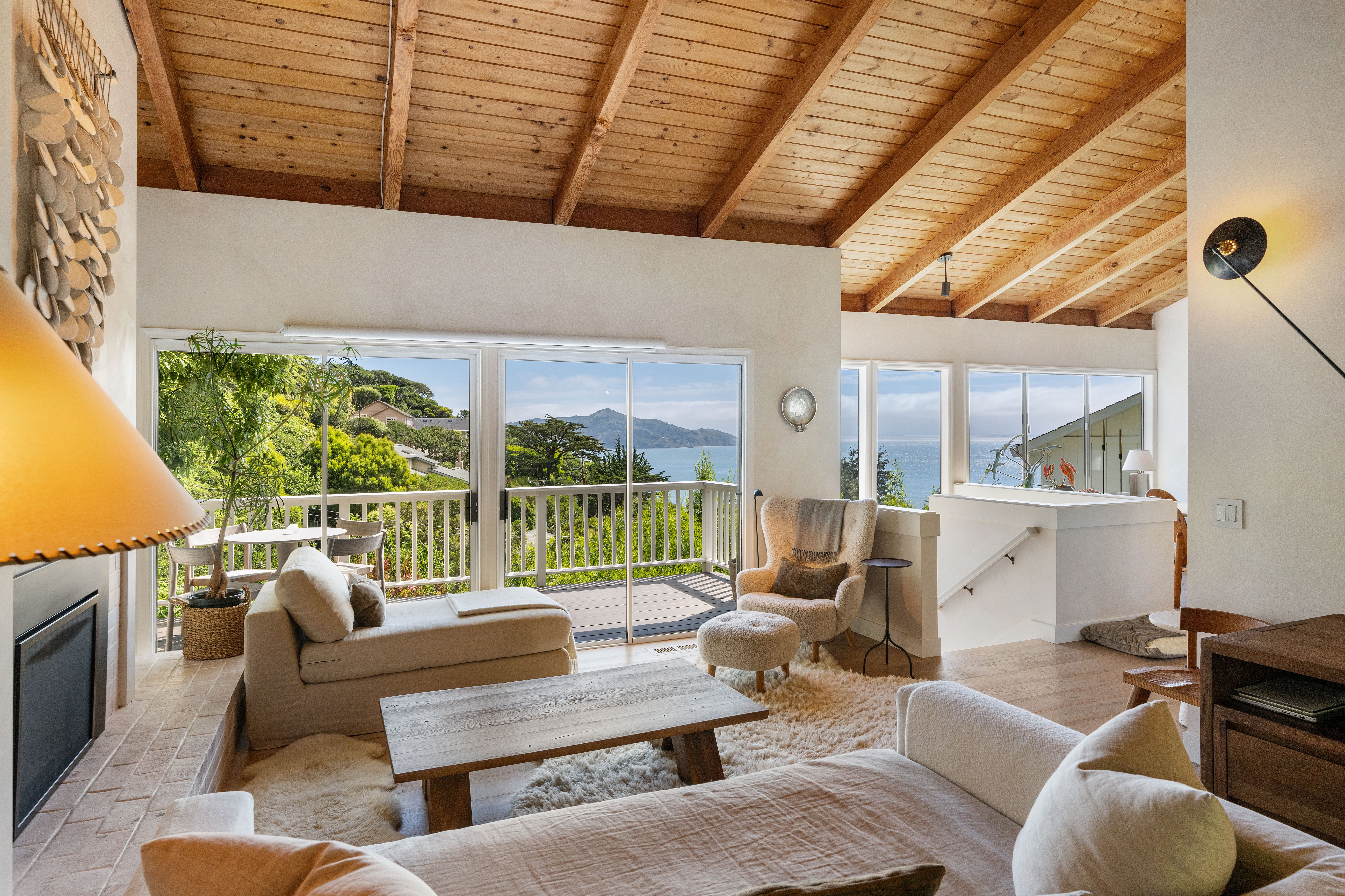  Quality, Design and Comfort Converge Bay Views too… - 物件實景
