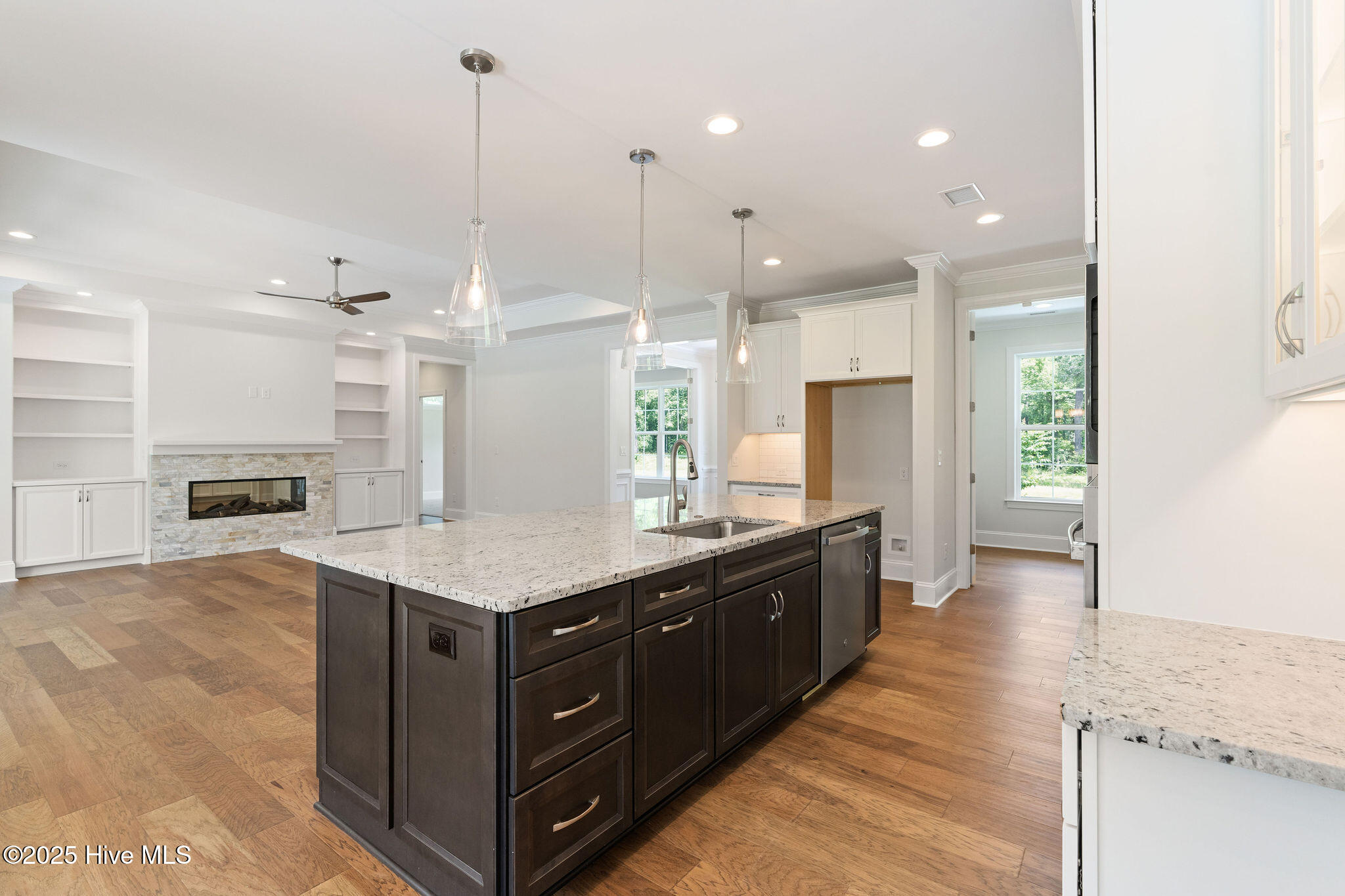 Leland, North Carolina, 28451, United States, 3 Bedrooms Bedrooms, ,4 BathroomsBathrooms,Residential,For Sale,1805134