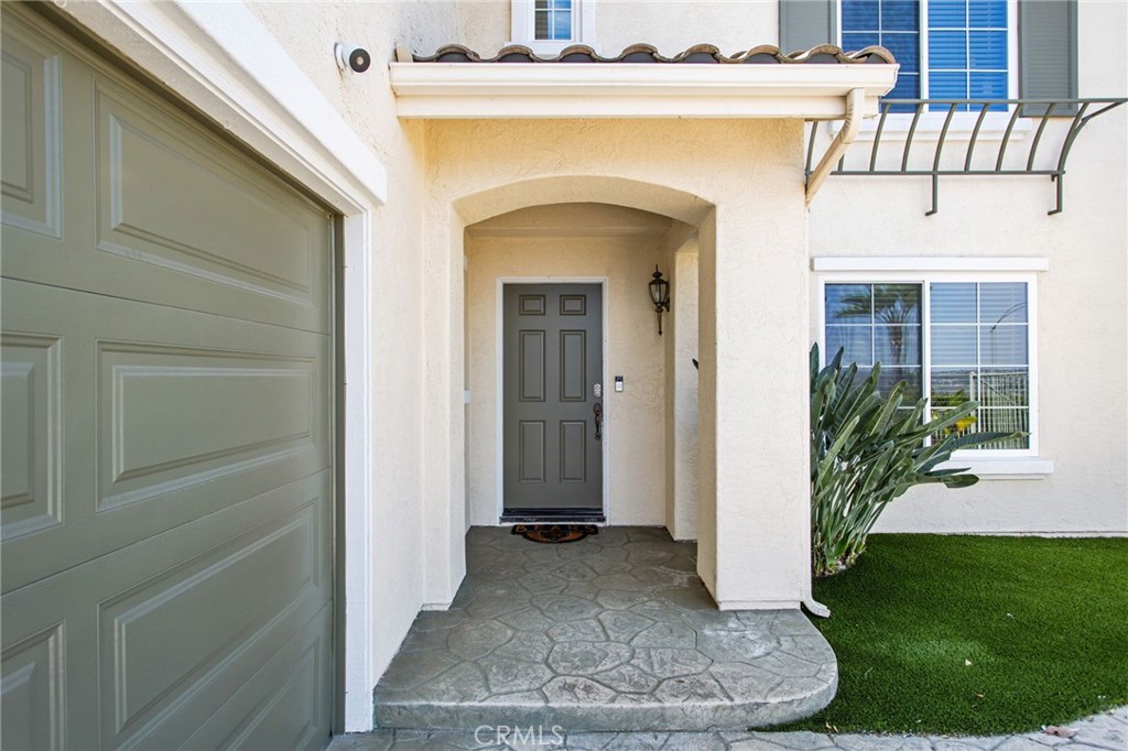 Spring Valley, California, 91978, United States, 4 Bedrooms Bedrooms, ,3 BathroomsBathrooms,Residential,For Sale,1943889